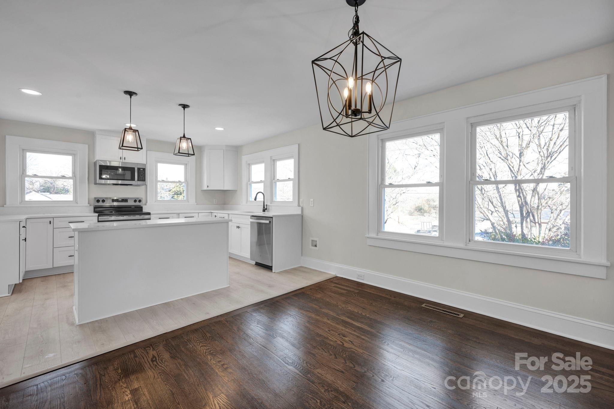 400 E 27th Street