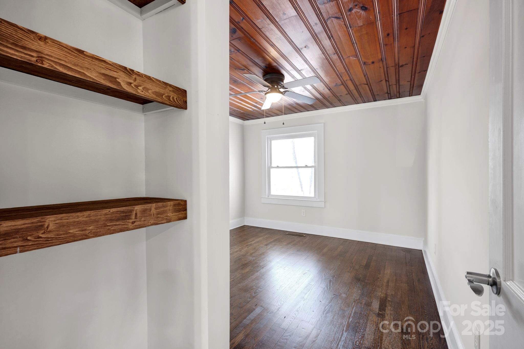 400 E 27th Street