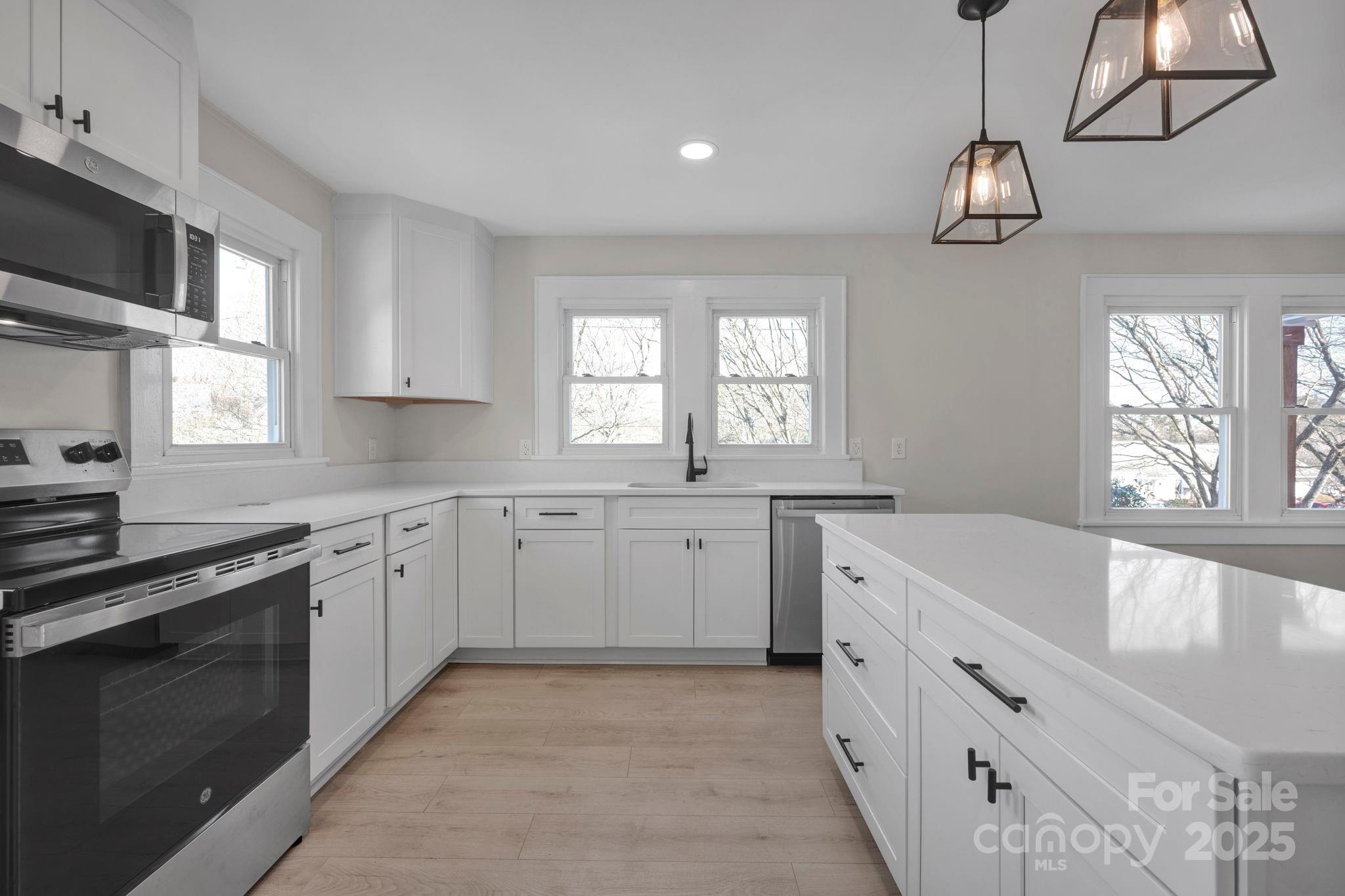 400 E 27th Street