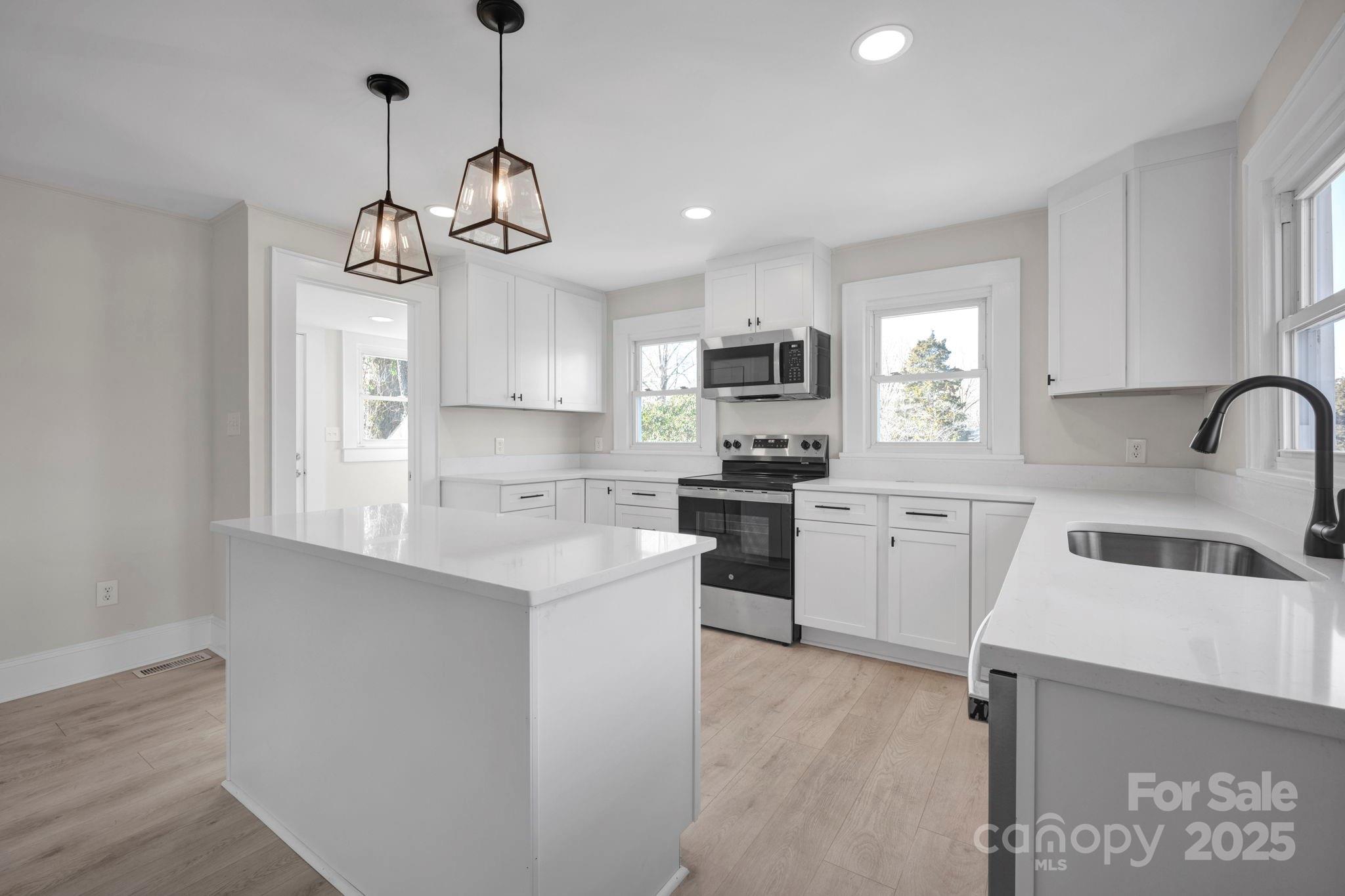 400 E 27th Street