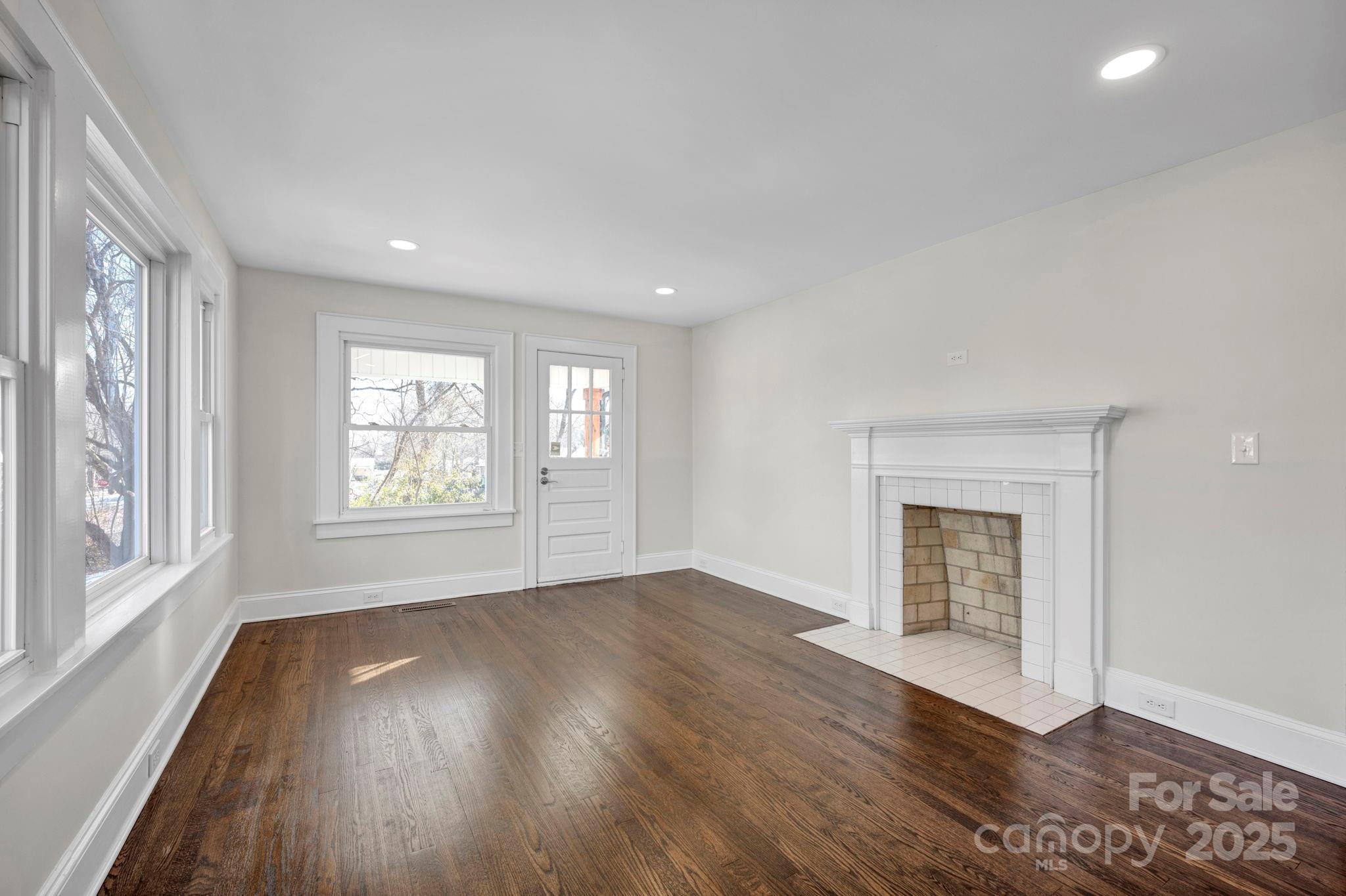 400 E 27th Street