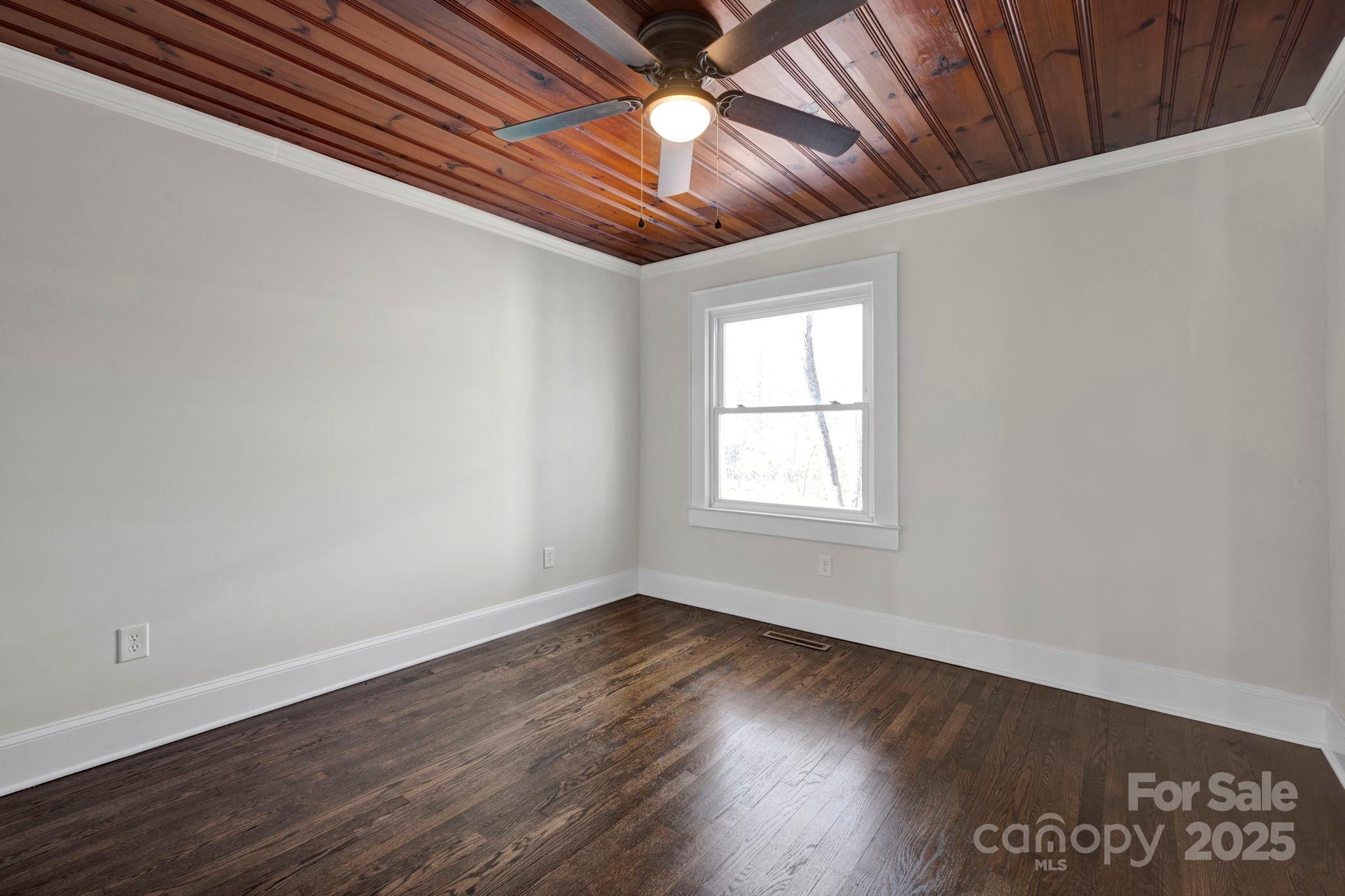 400 E 27th Street
