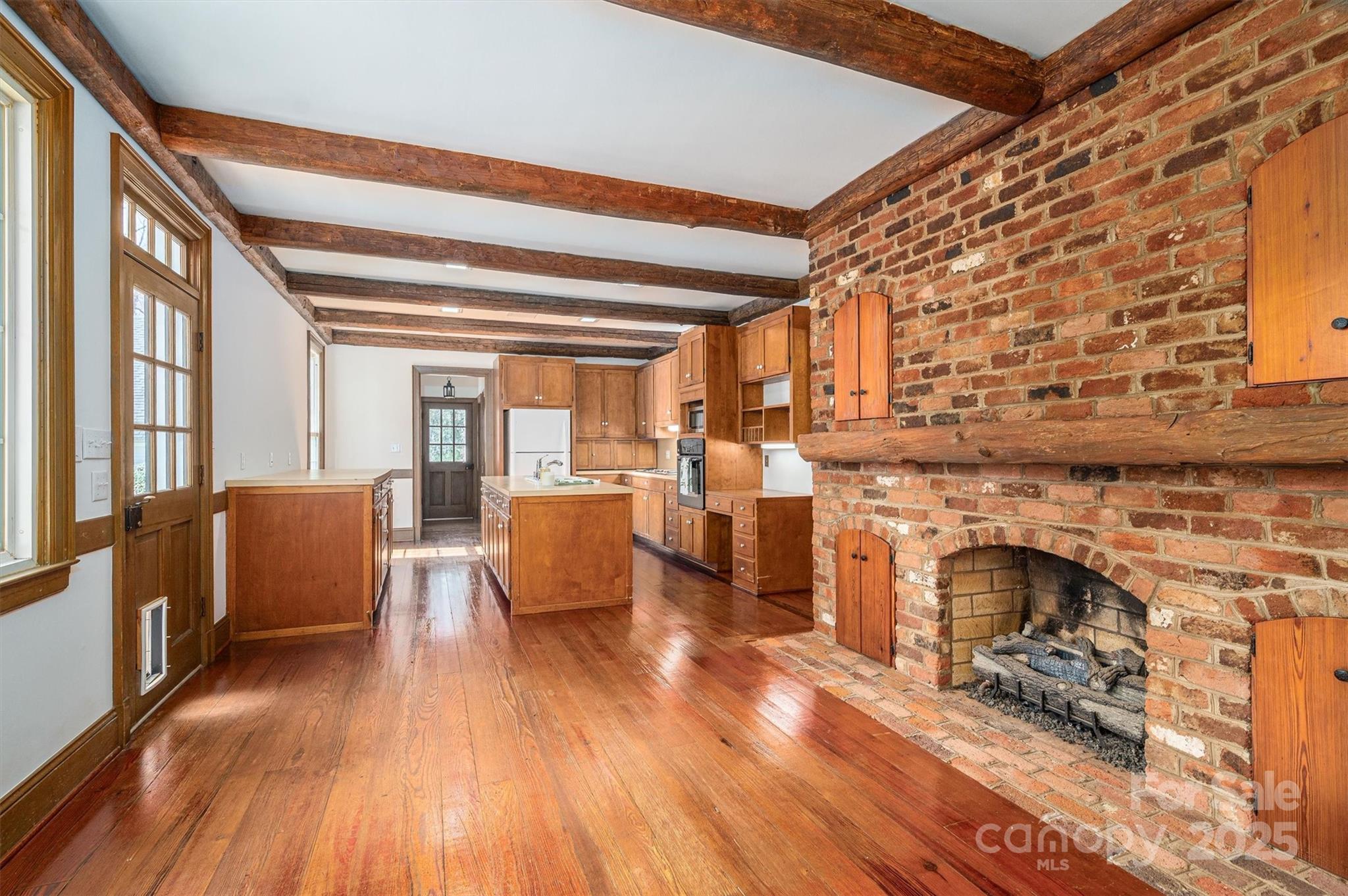 246 Jerry Crump Road