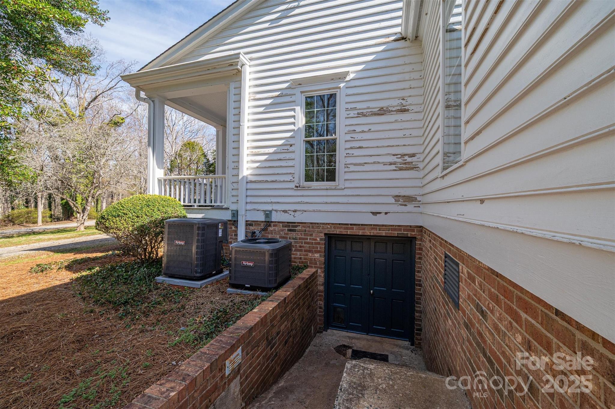 246 Jerry Crump Road