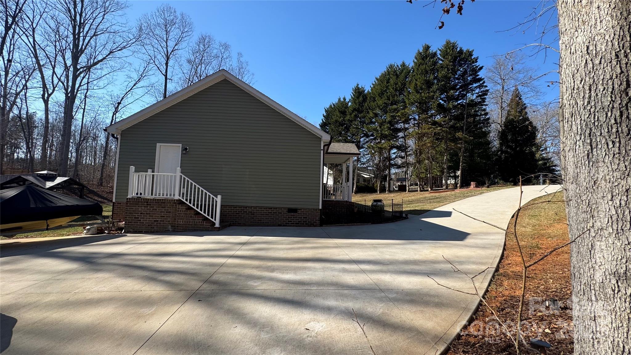 312 Sailwinds Road