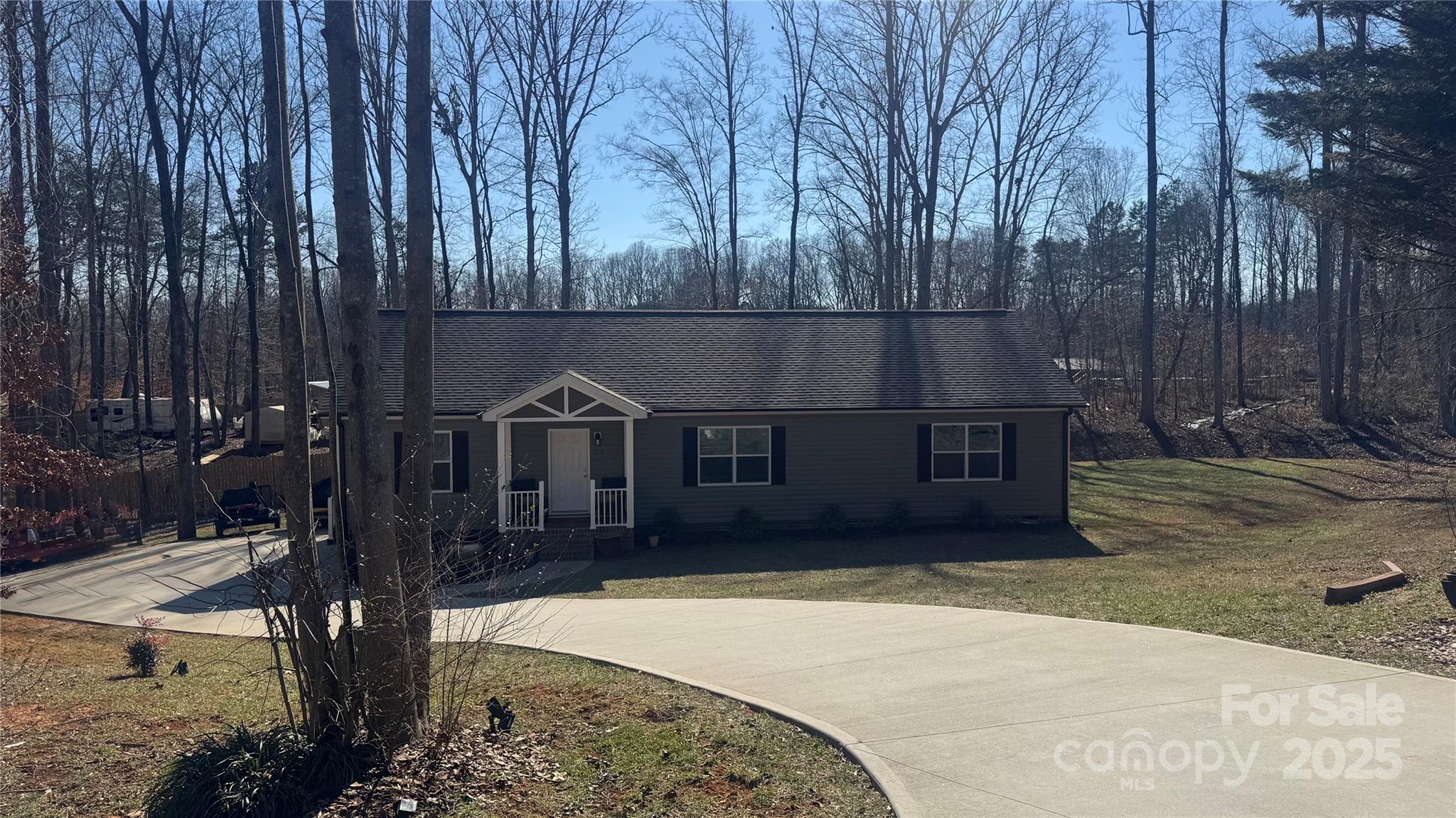 312 Sailwinds Road