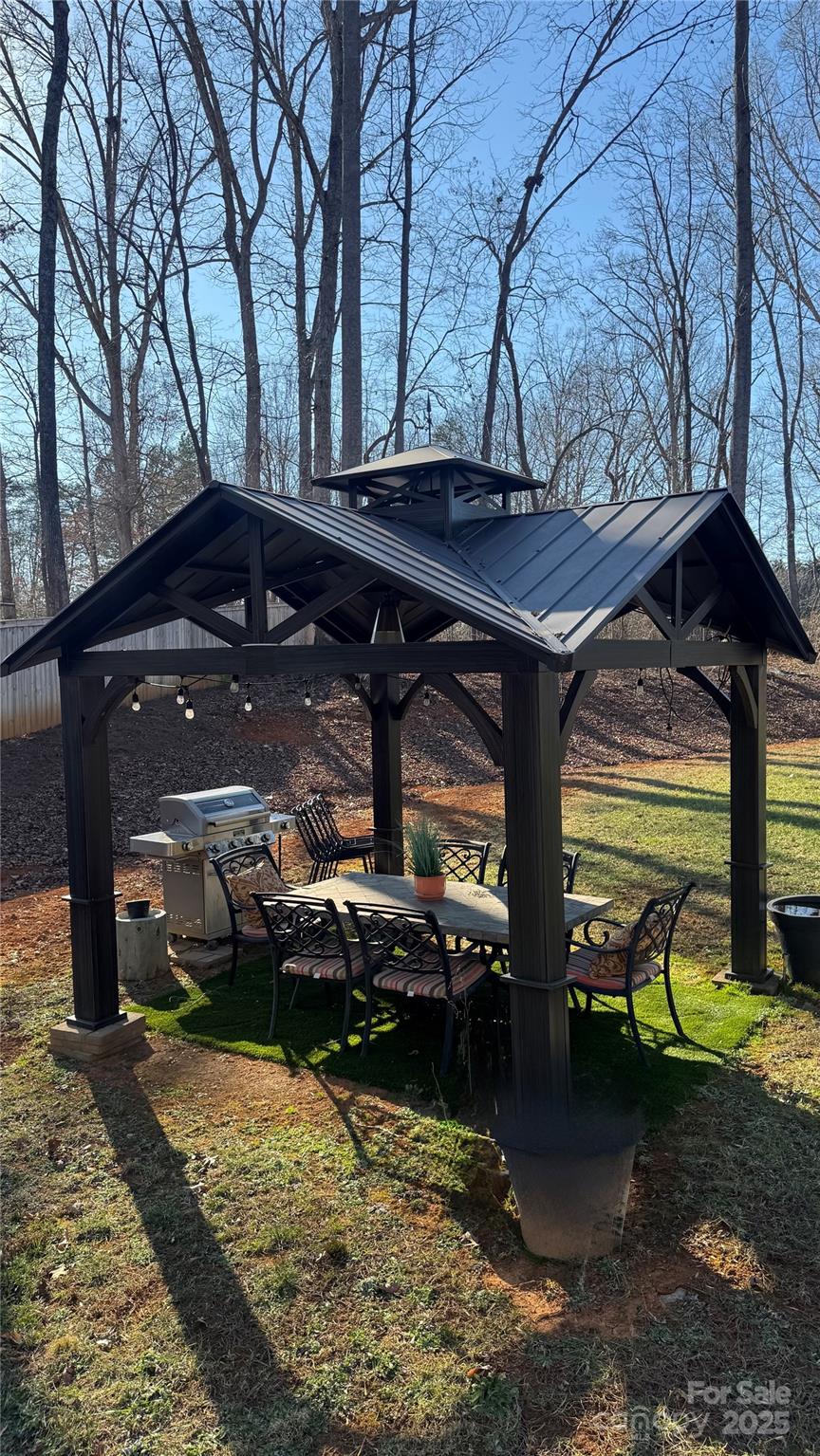 312 Sailwinds Road