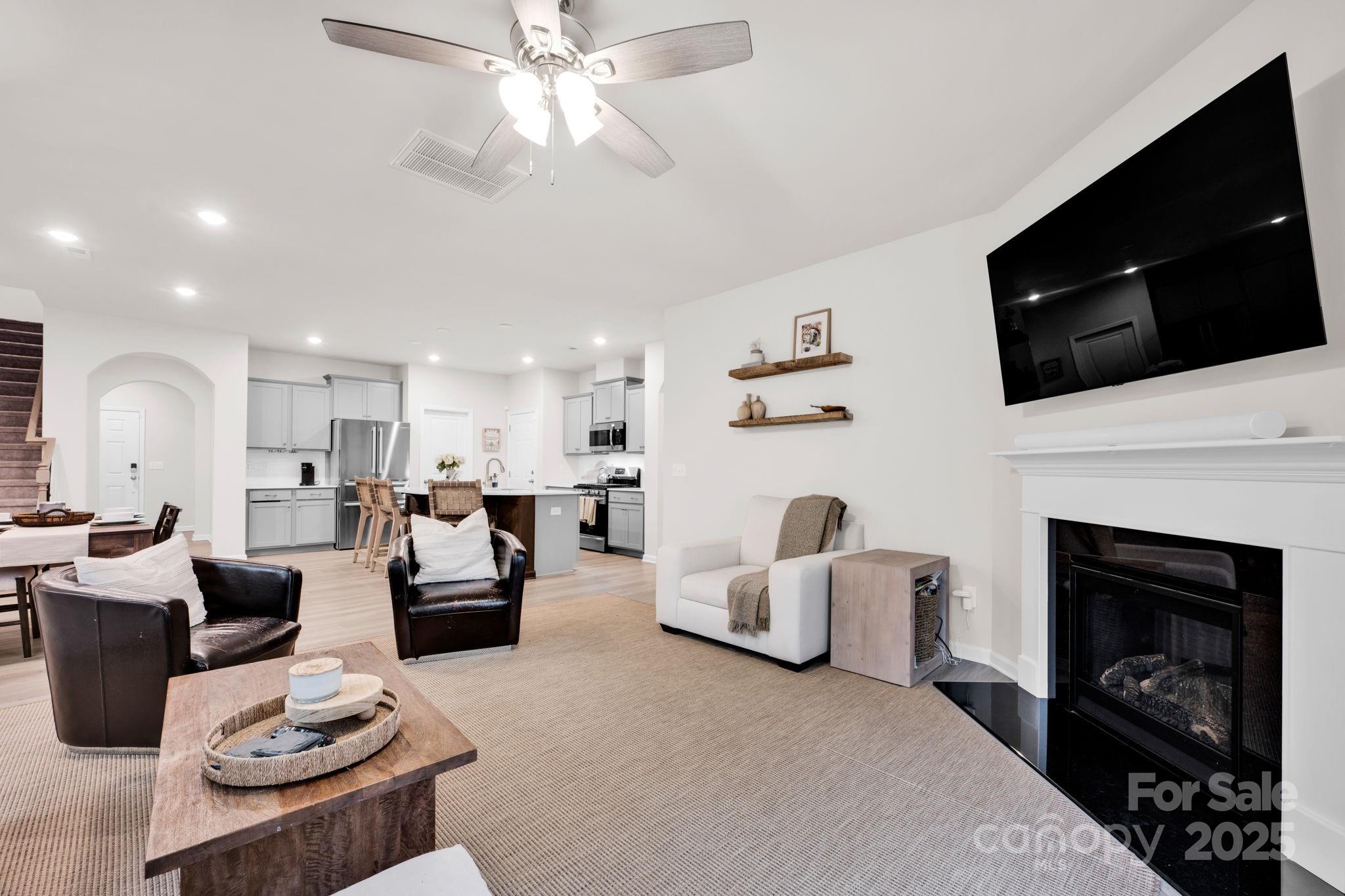 129 Rooster Tail Lane