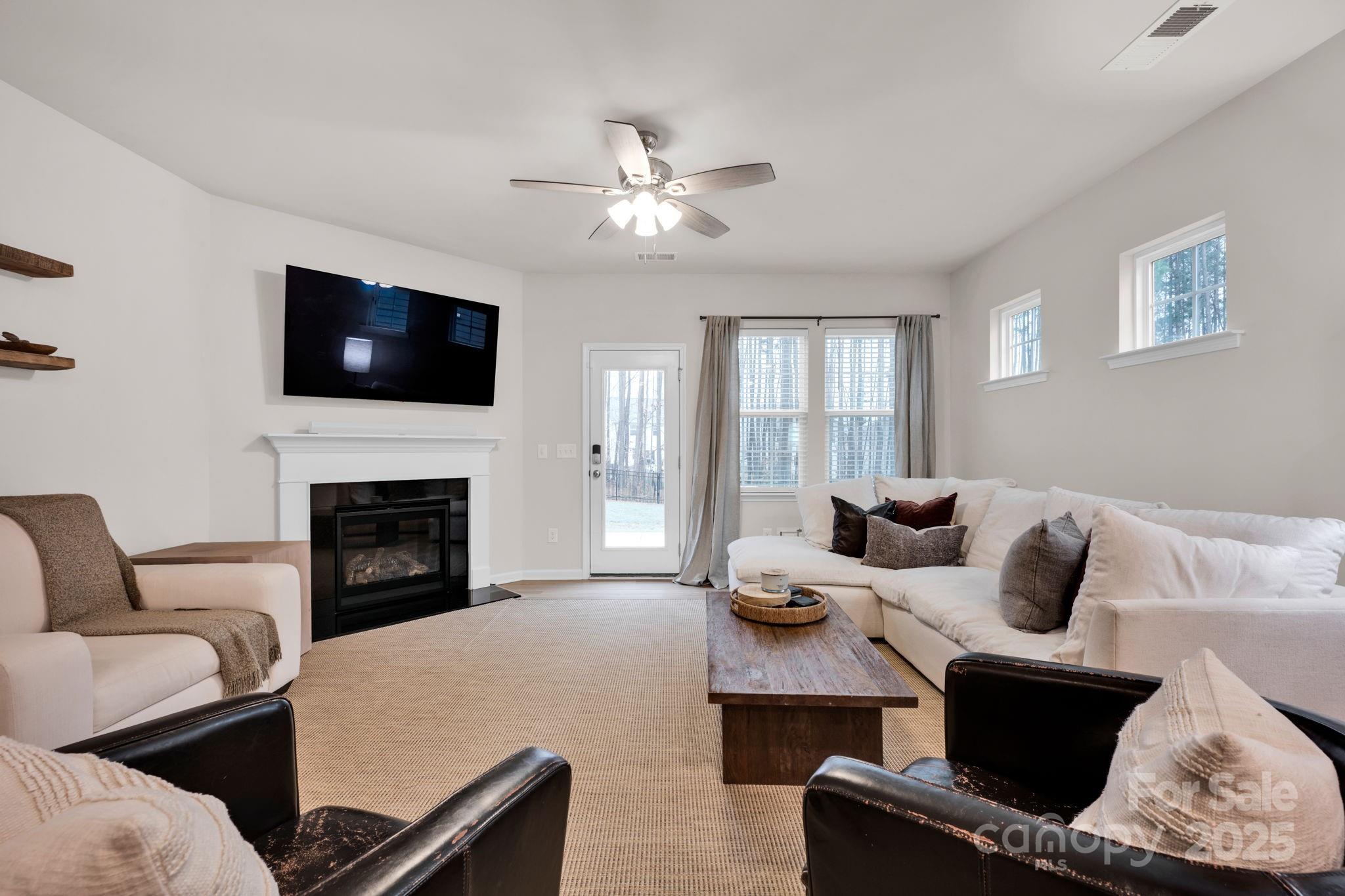 129 Rooster Tail Lane