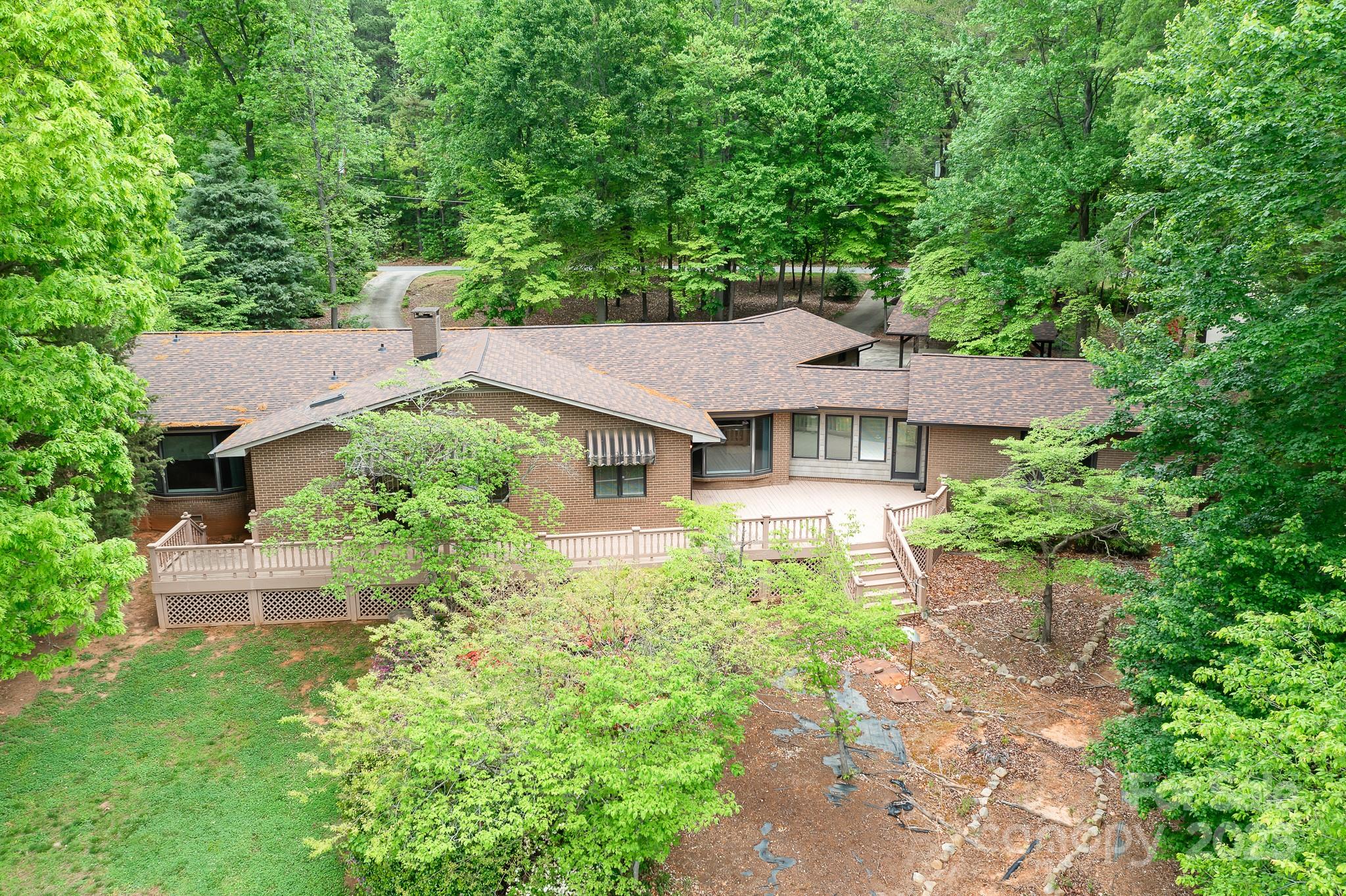 4798 Lynwood Road