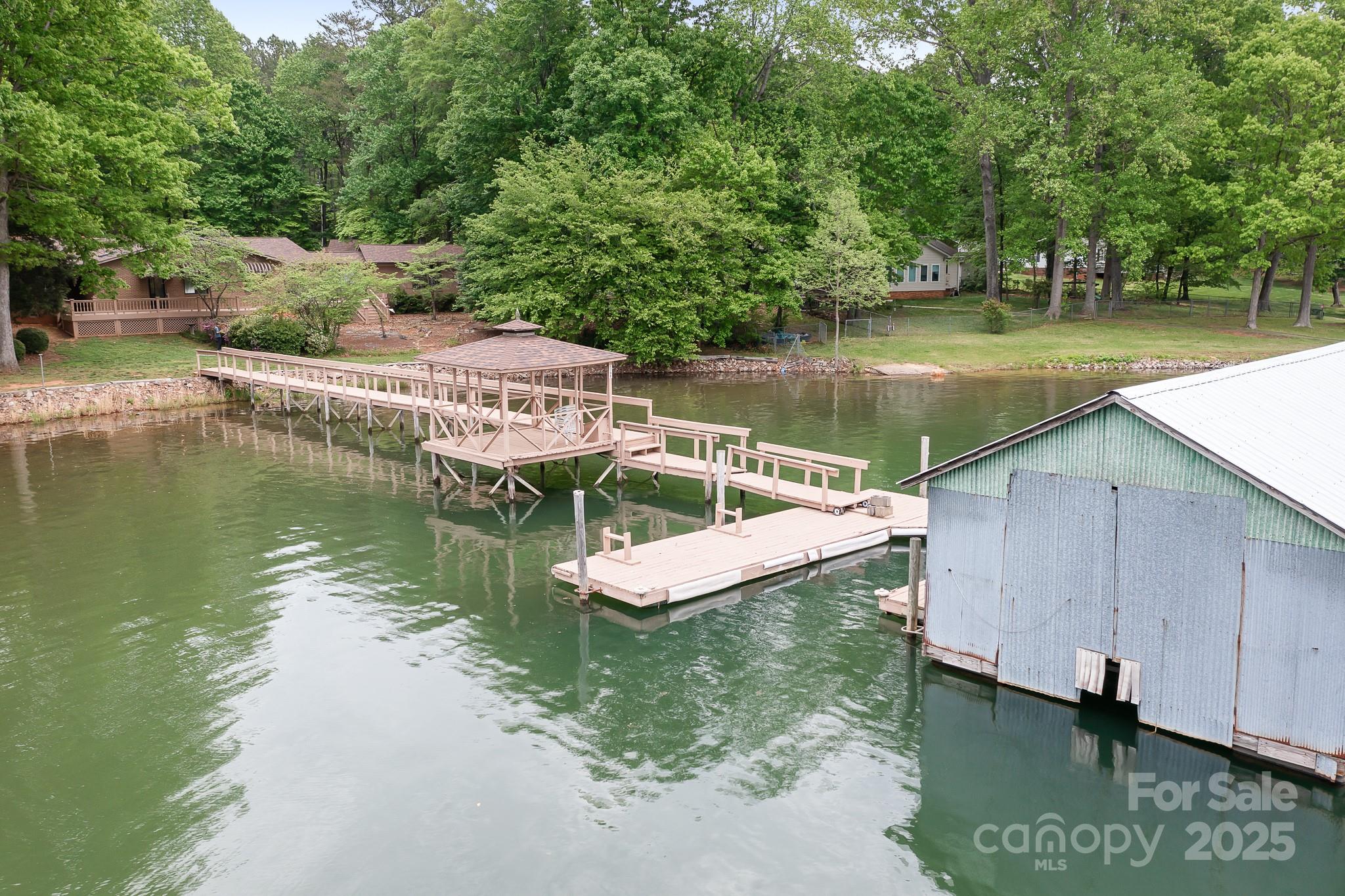4798 Lynwood Road