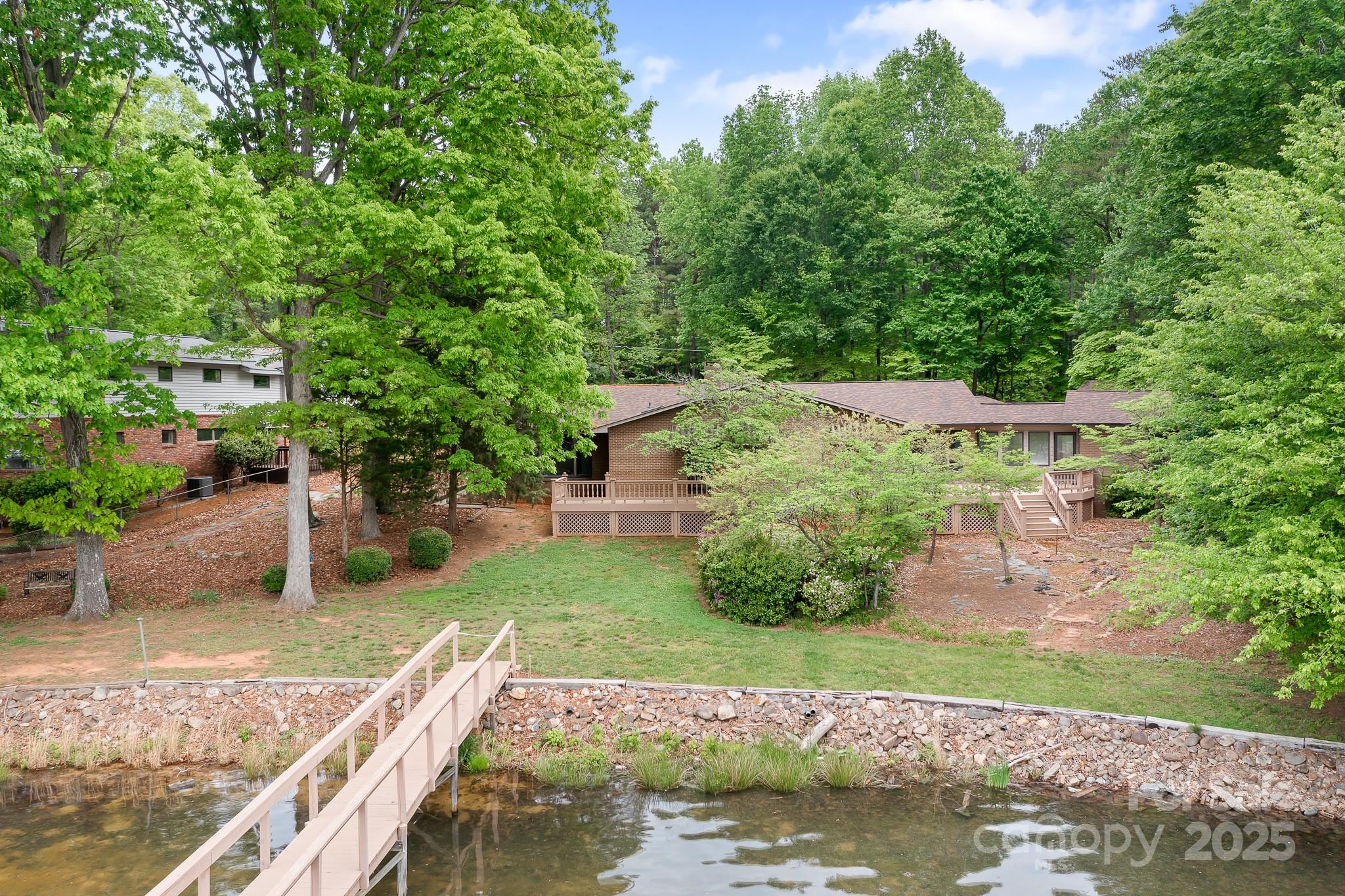4798 Lynwood Road