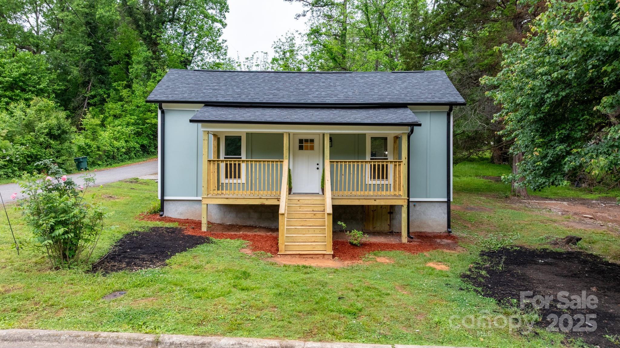 18 S Coulter Avenue
