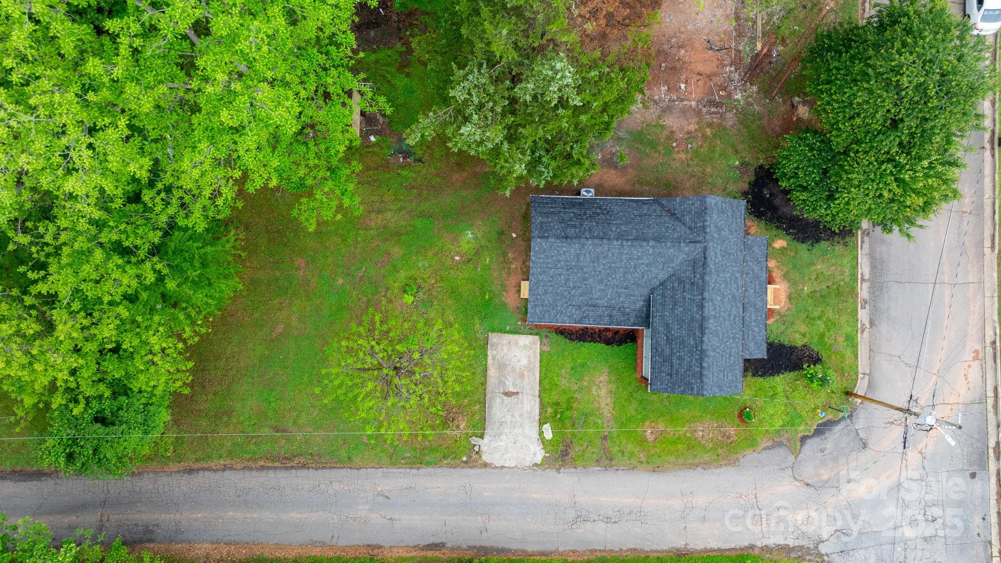 18 S Coulter Avenue