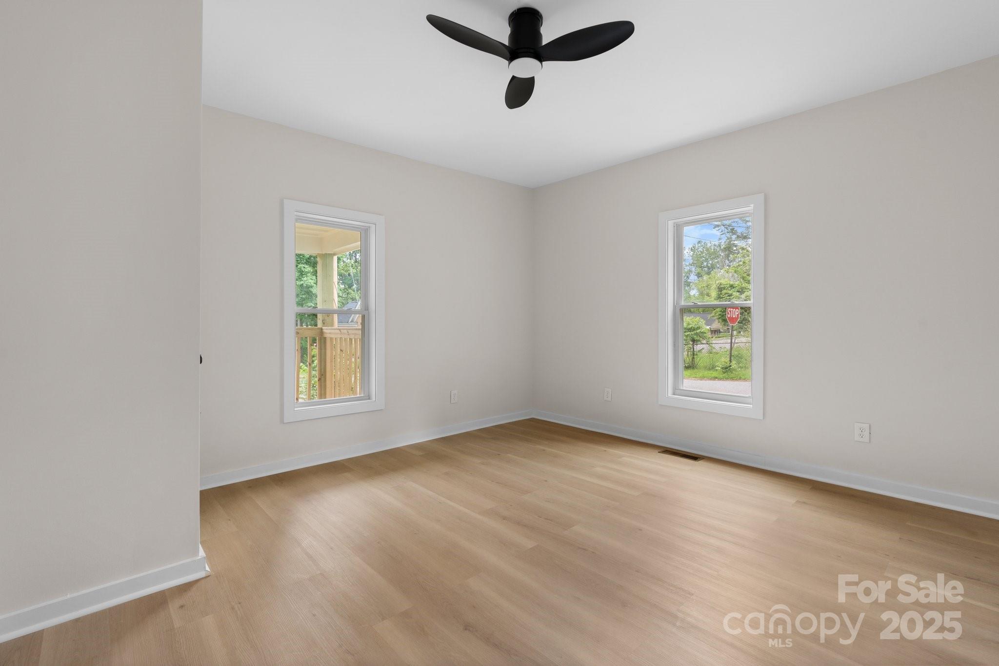 18 S Coulter Avenue