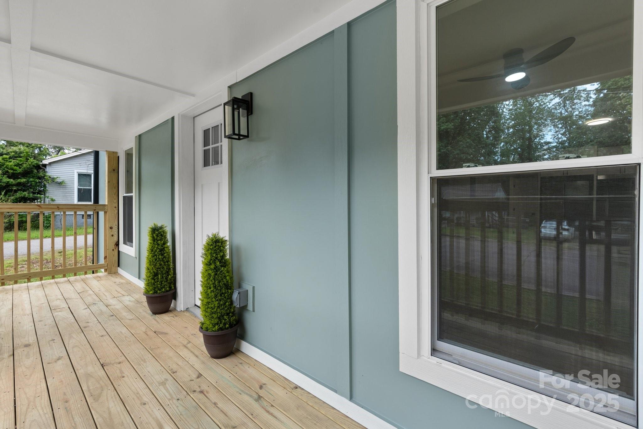 18 S Coulter Avenue