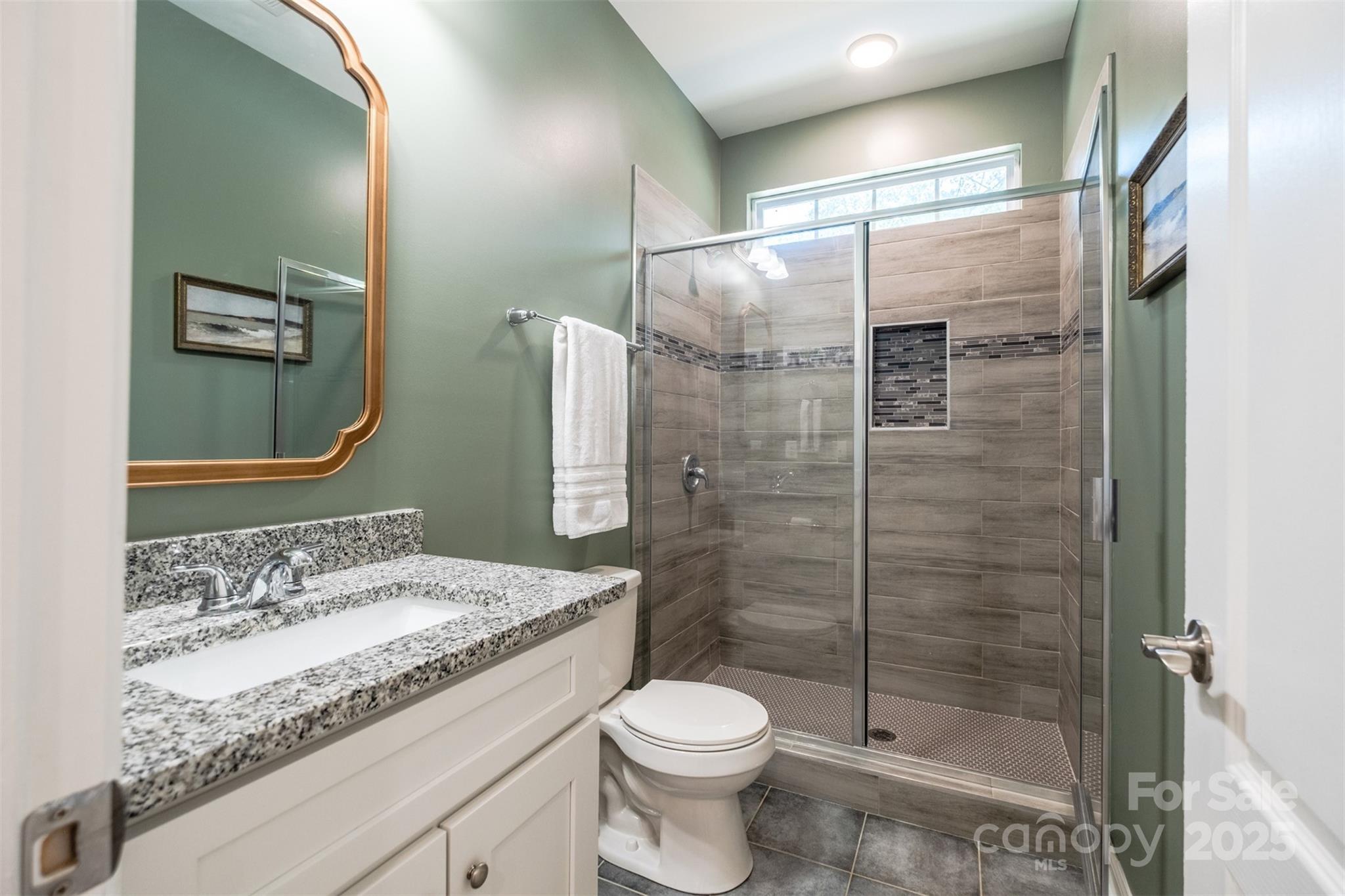 114 Keowee Circle