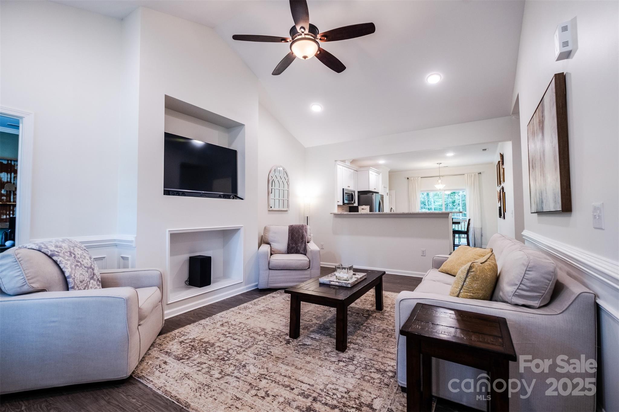 114 Keowee Circle
