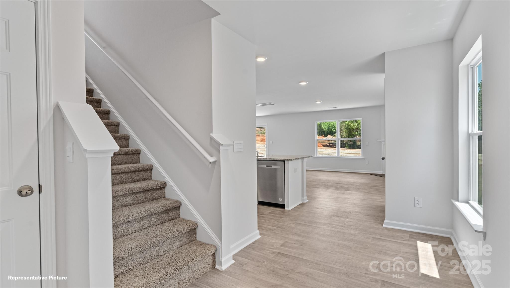 534 13th Avenue Drive NE