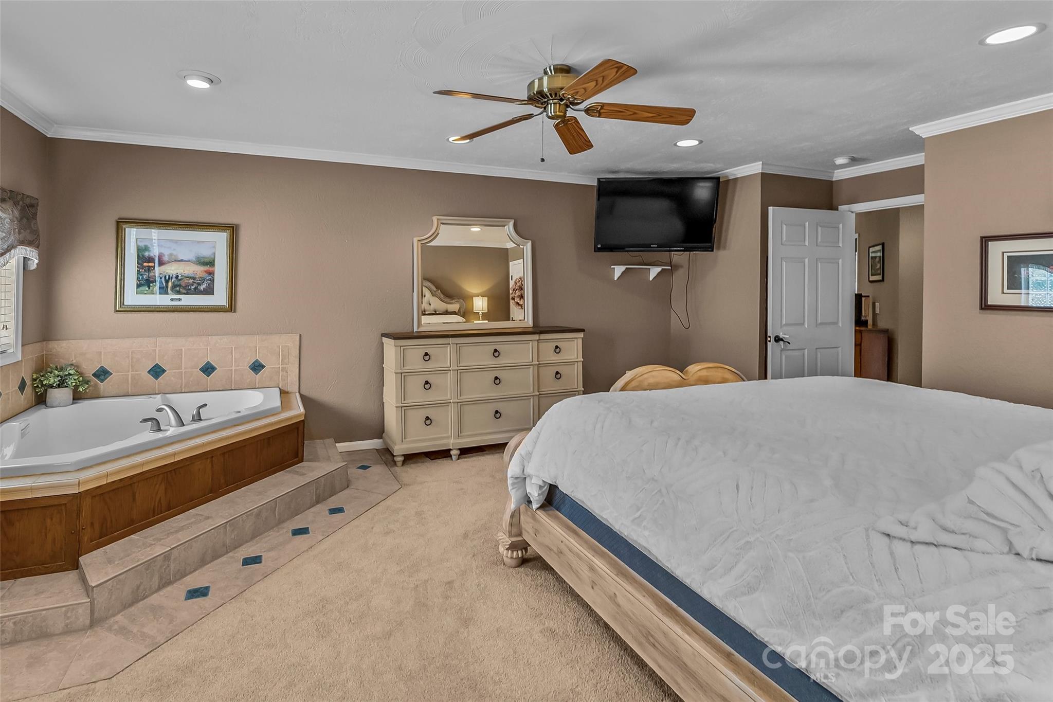 142 Windsor Drive