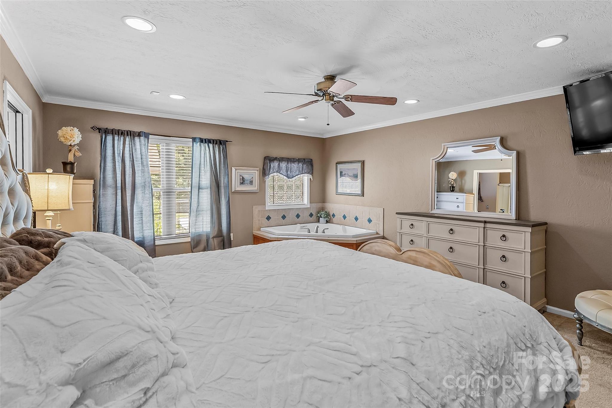 142 Windsor Drive