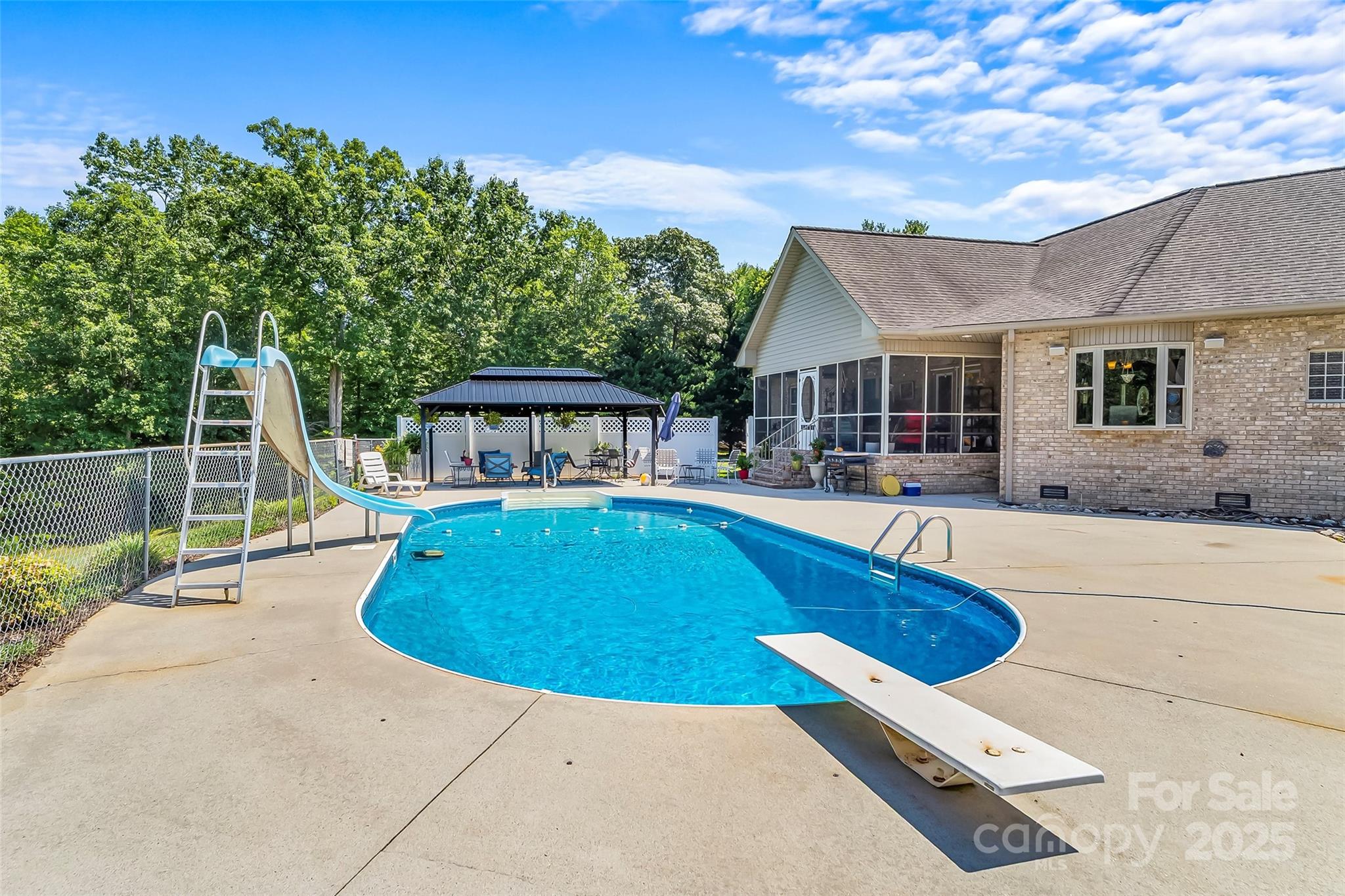 142 Windsor Drive