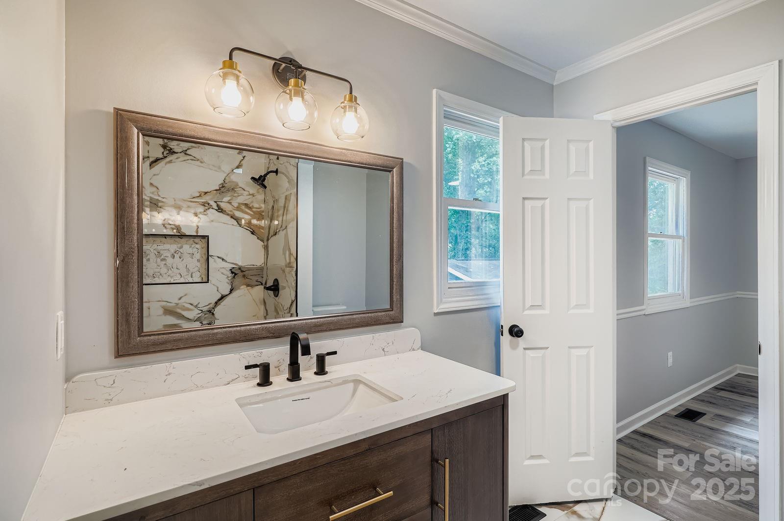 1276 Hidden Creek Circle