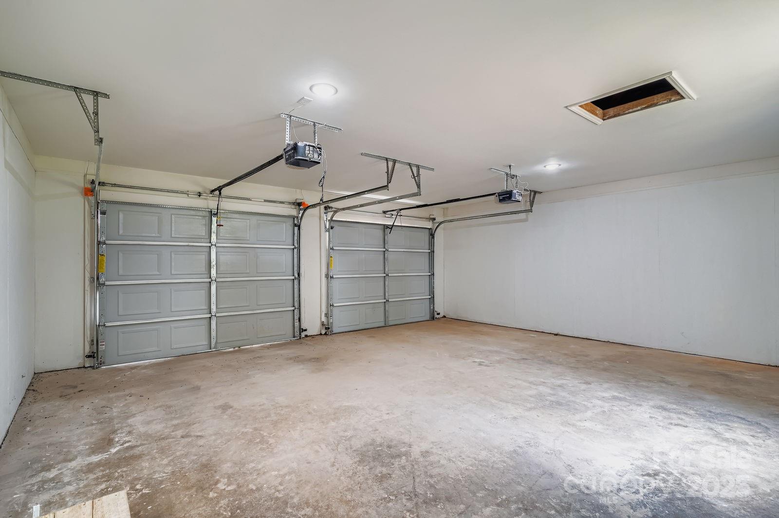 1276 Hidden Creek Circle