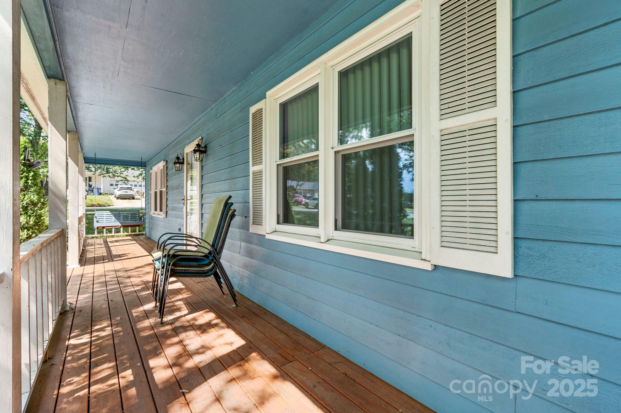 1776 Castlewood Court