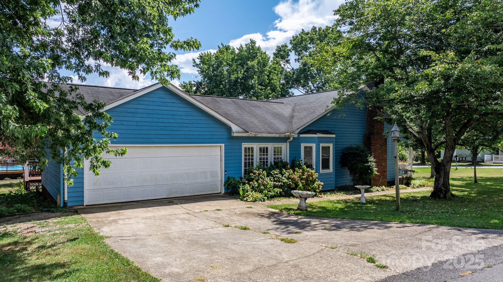 1776 Castlewood Court