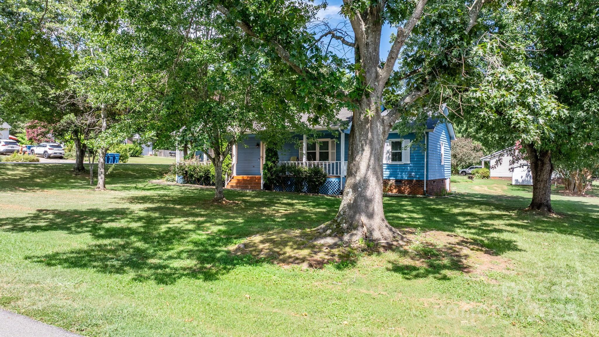 1776 Castlewood Court