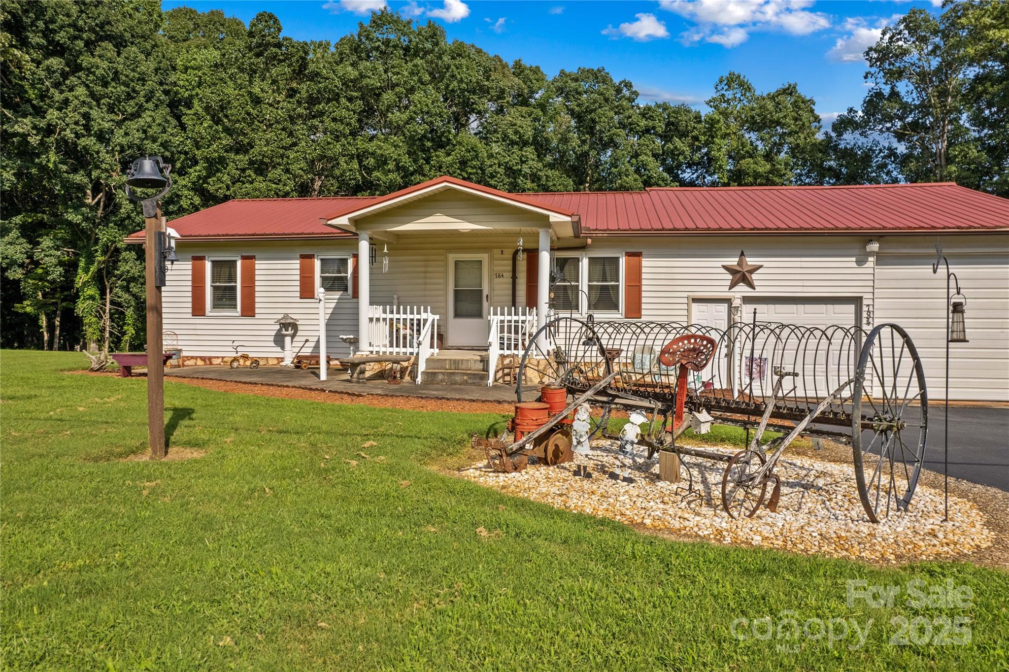 784 Whites Farm Road