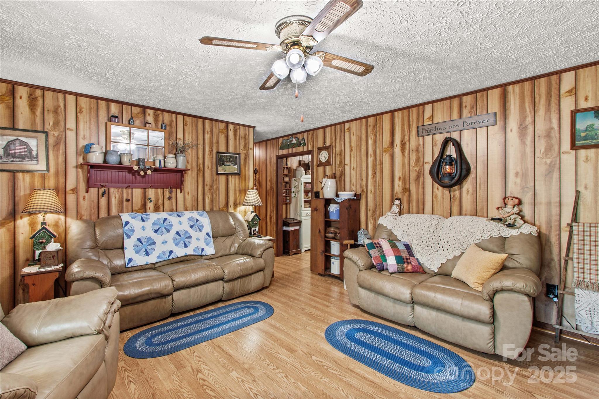 784 Whites Farm Road