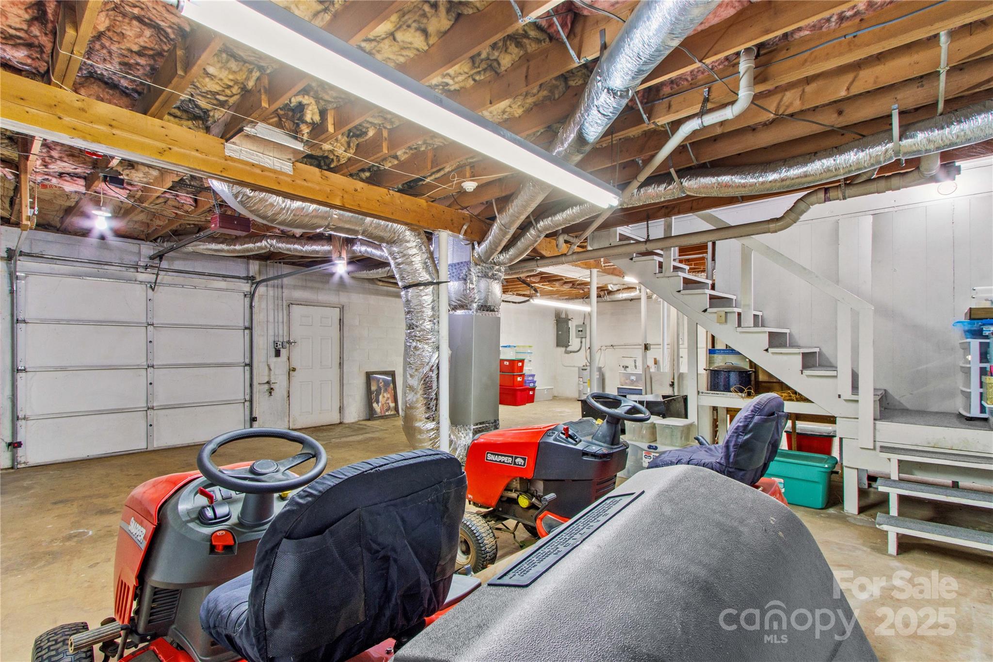 784 Whites Farm Road