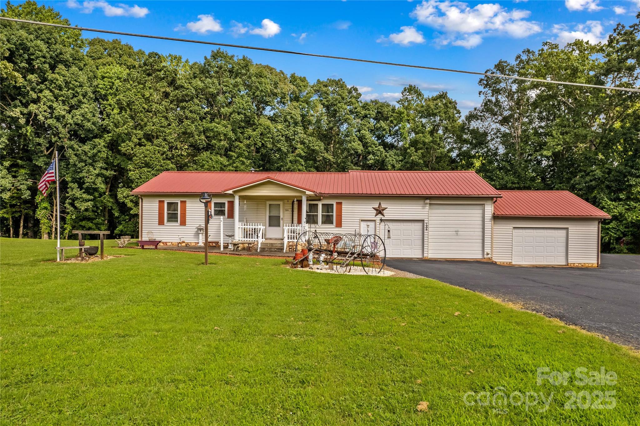 784 Whites Farm Road