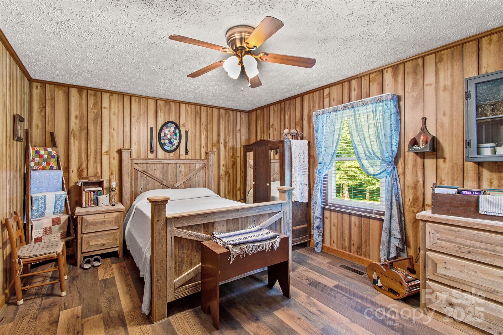 784 Whites Farm Road