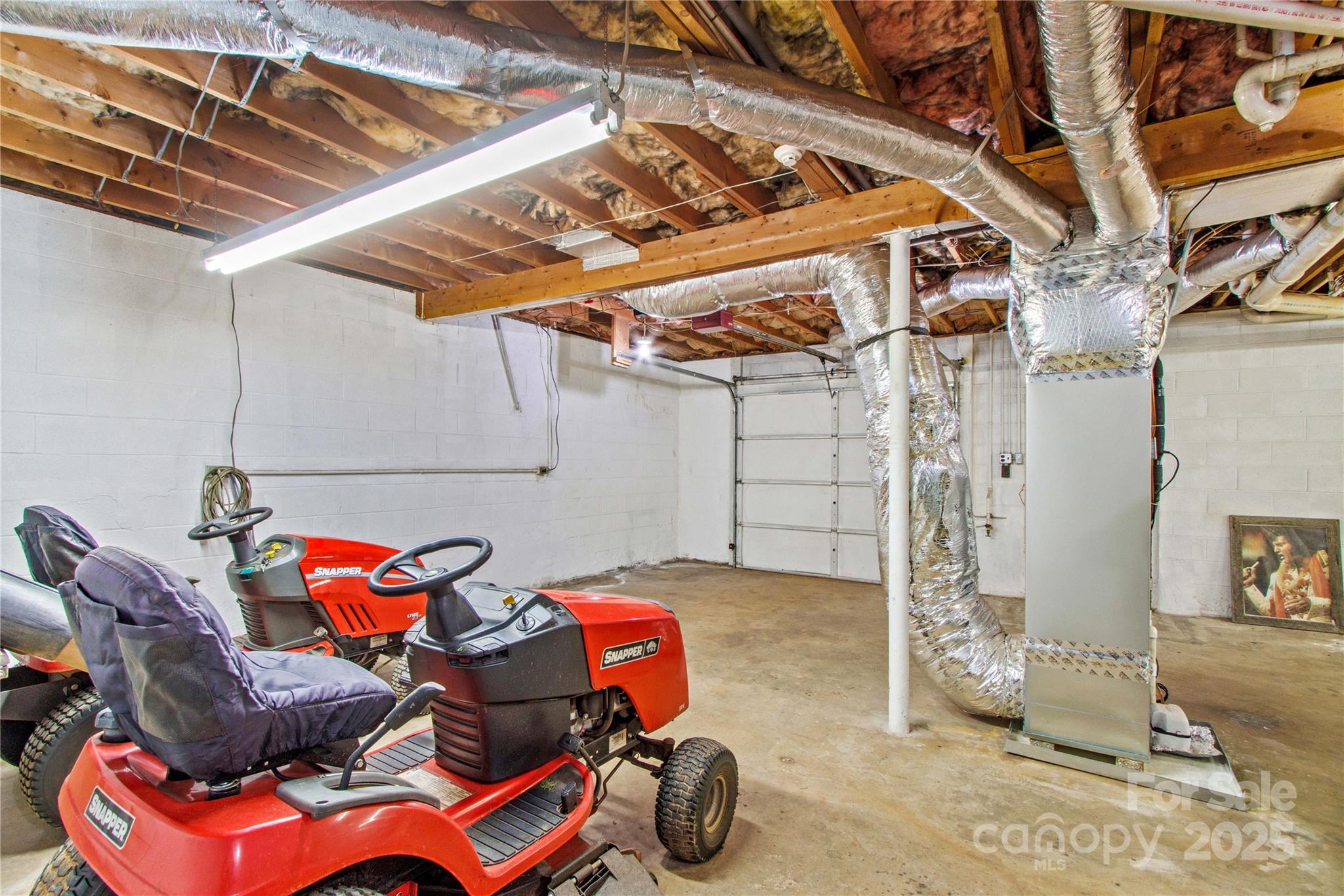 784 Whites Farm Road