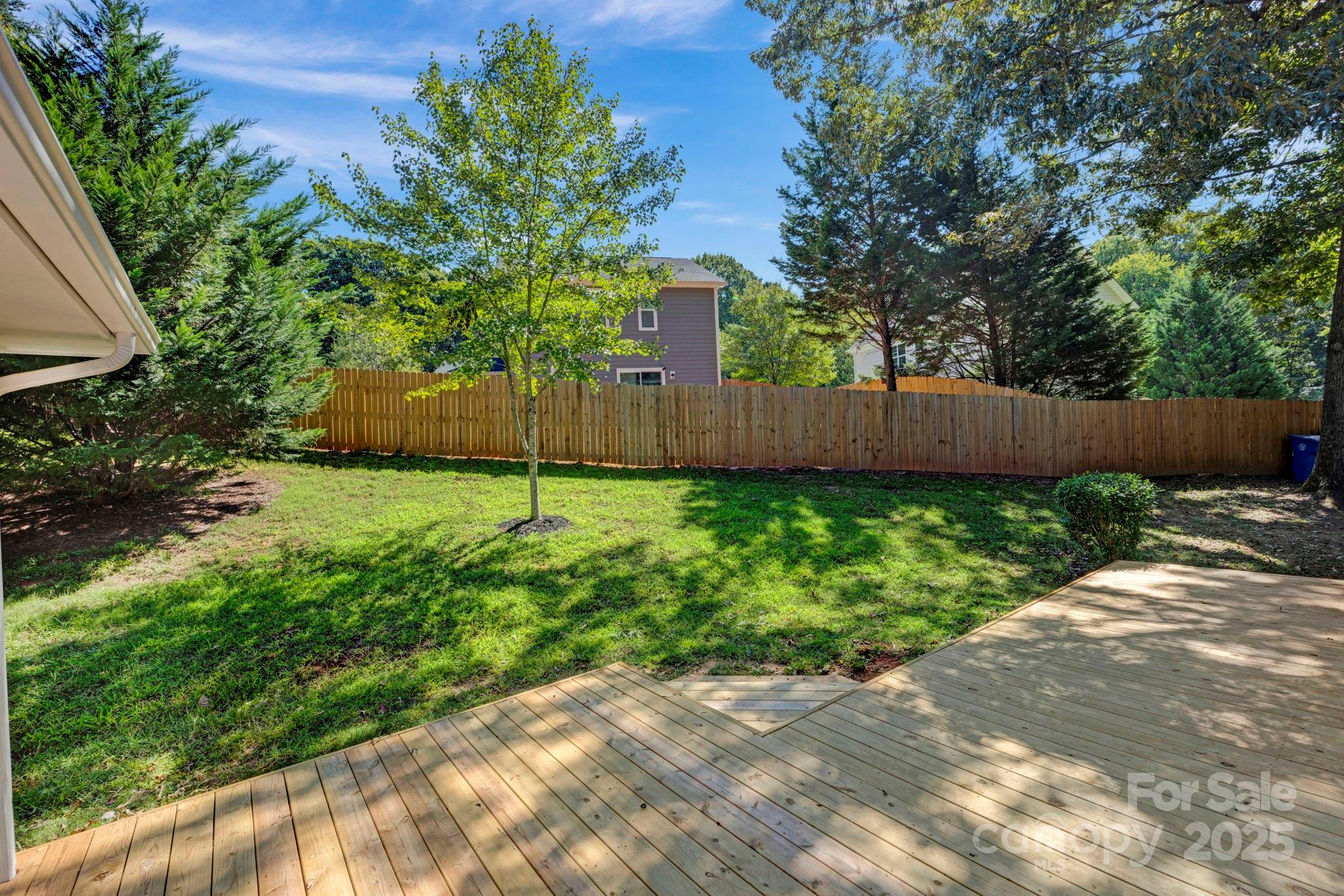 842 Ferncliff Drive