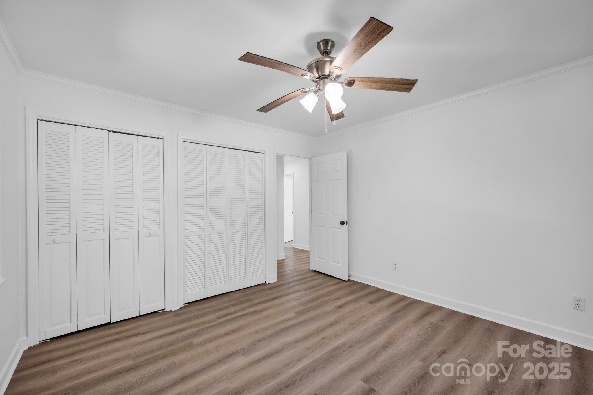 842 Ferncliff Drive