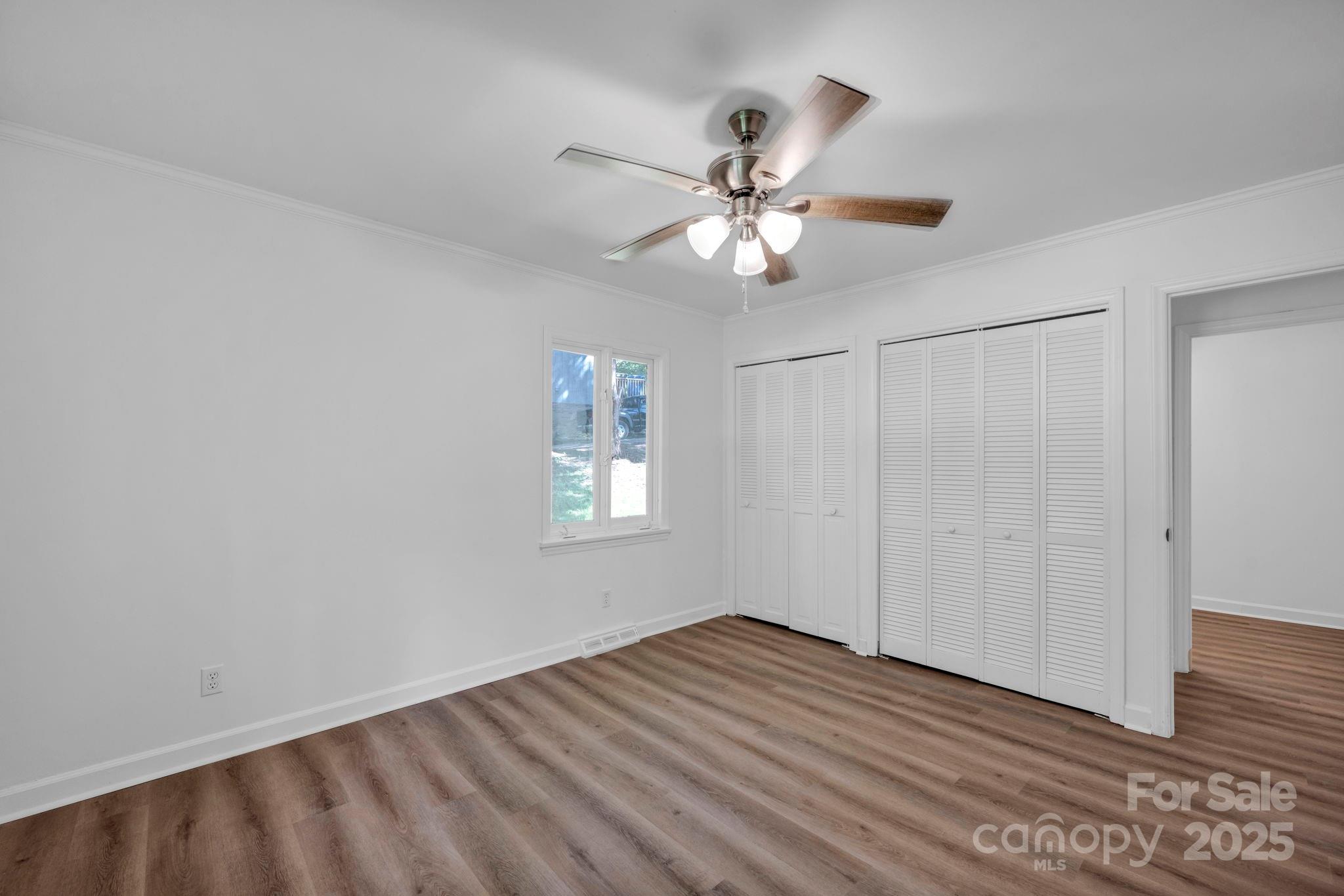842 Ferncliff Drive