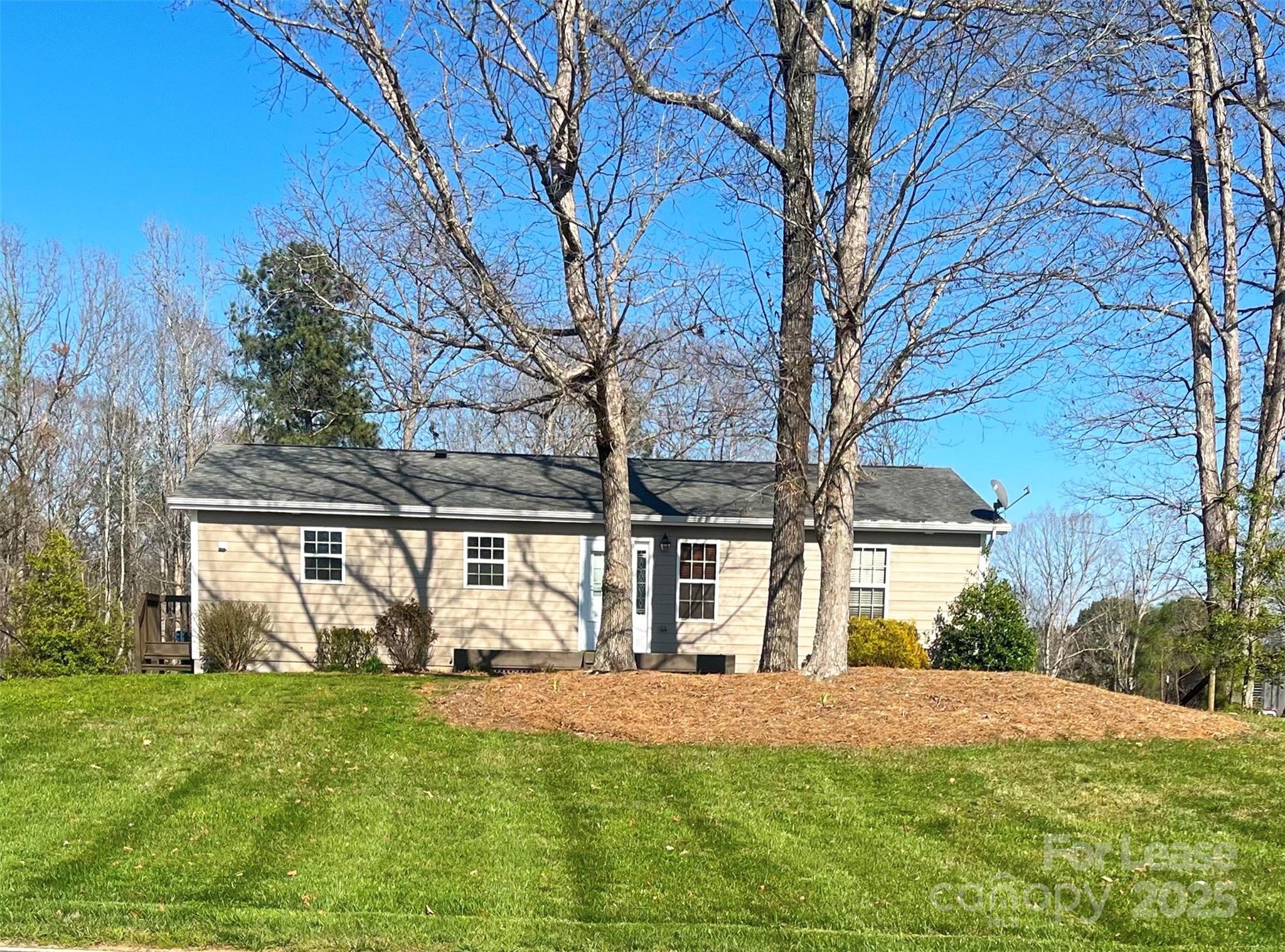 1304 Mollys Backbone Road