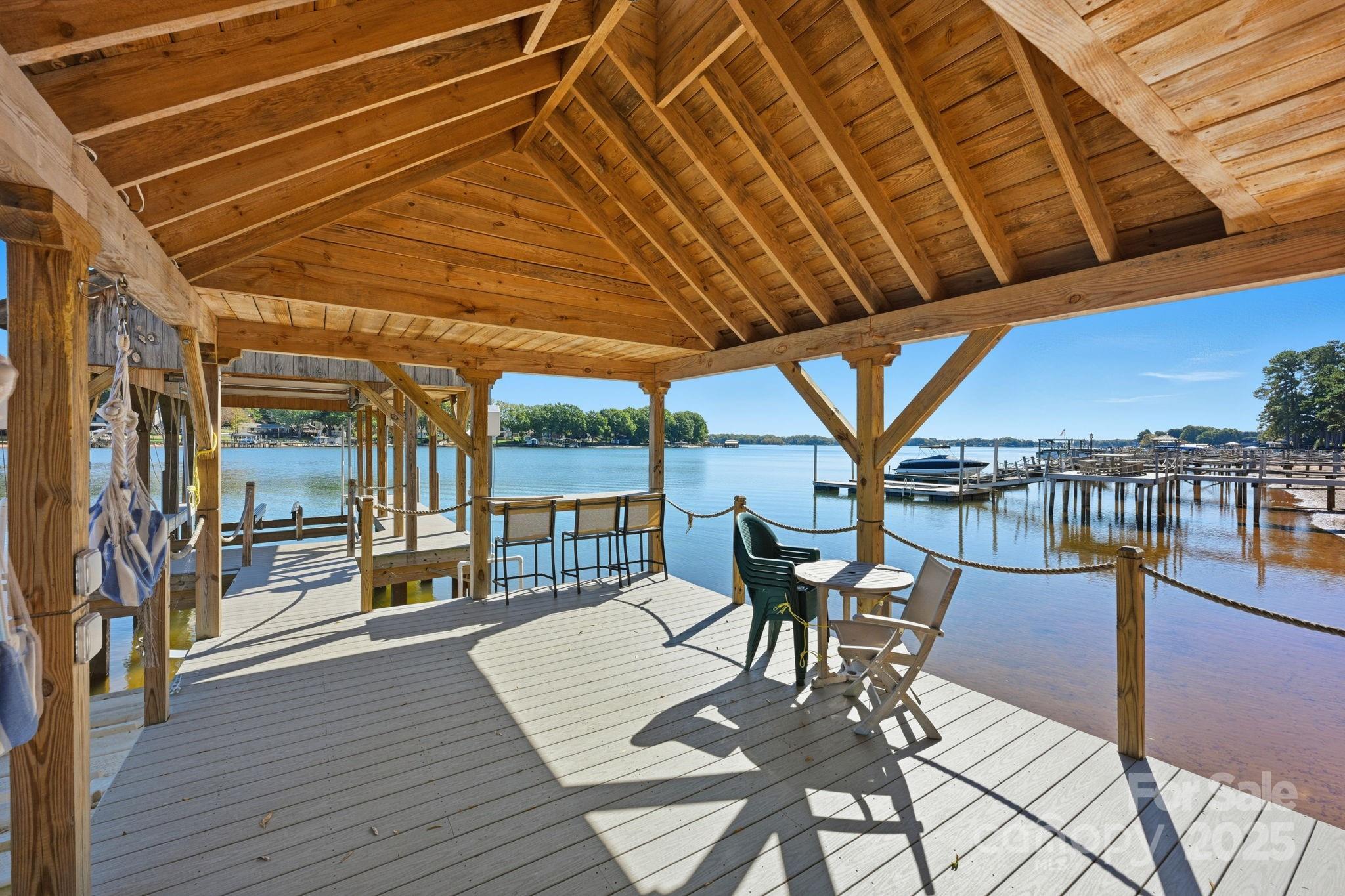 541 Isle Of Pines Road