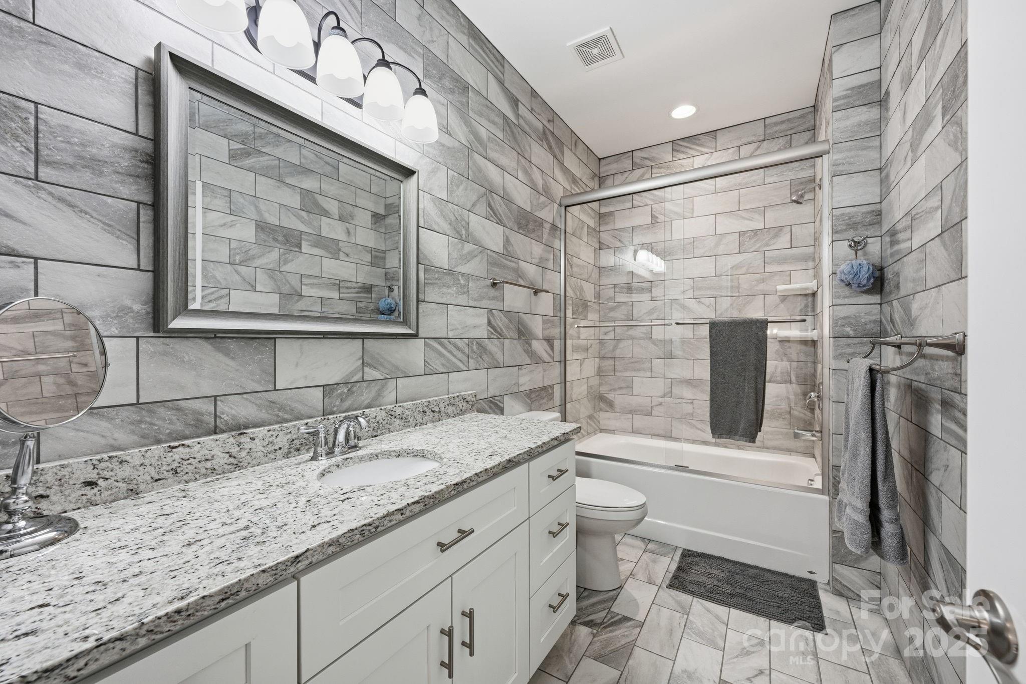 541 Isle Of Pines Road