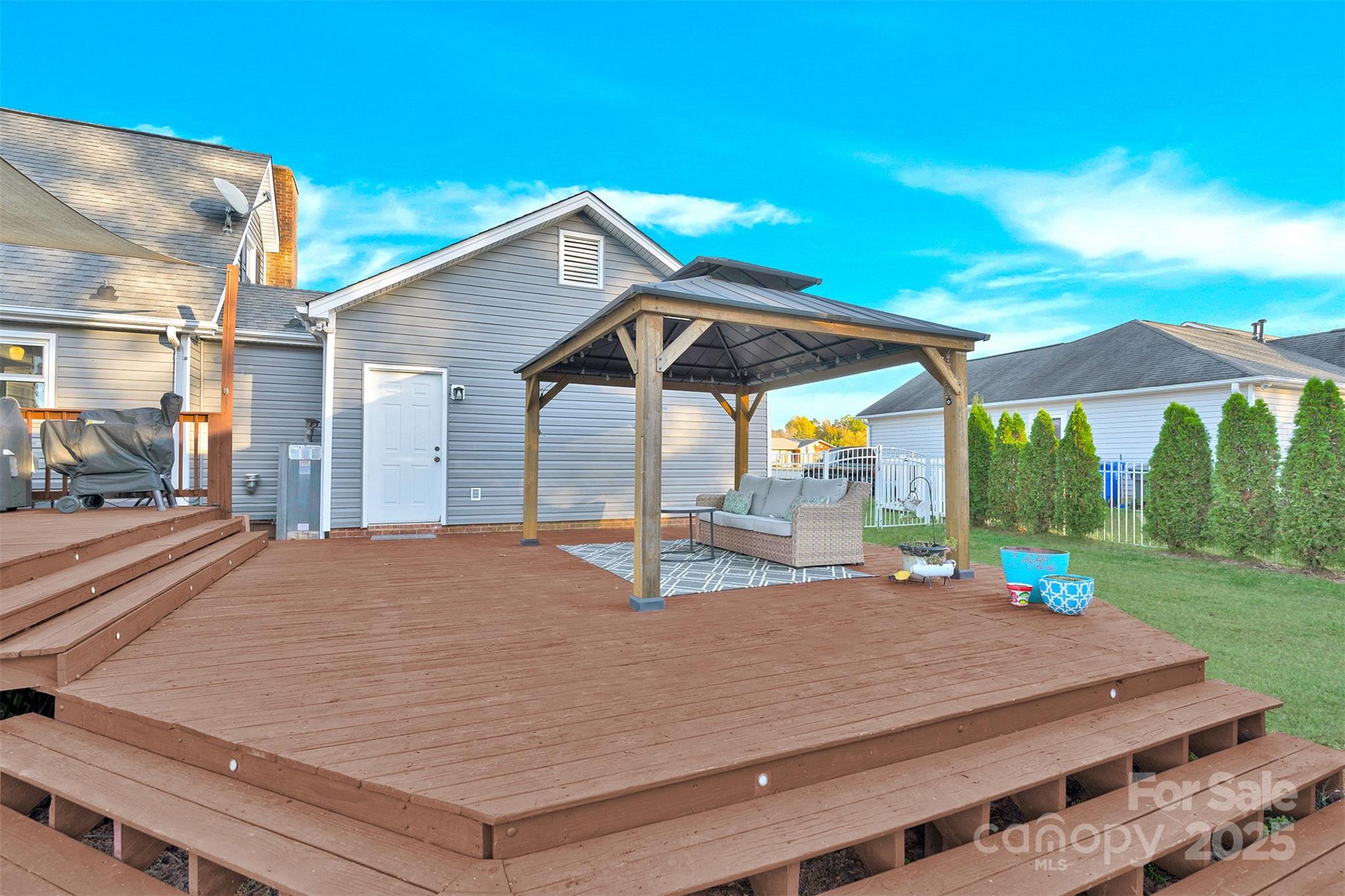 16917 Knoxwood Drive