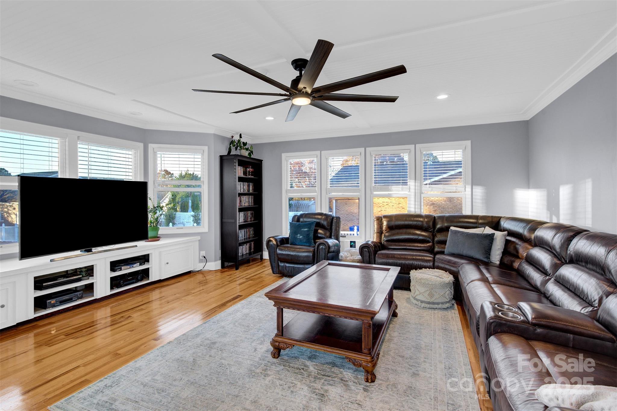 16917 Knoxwood Drive