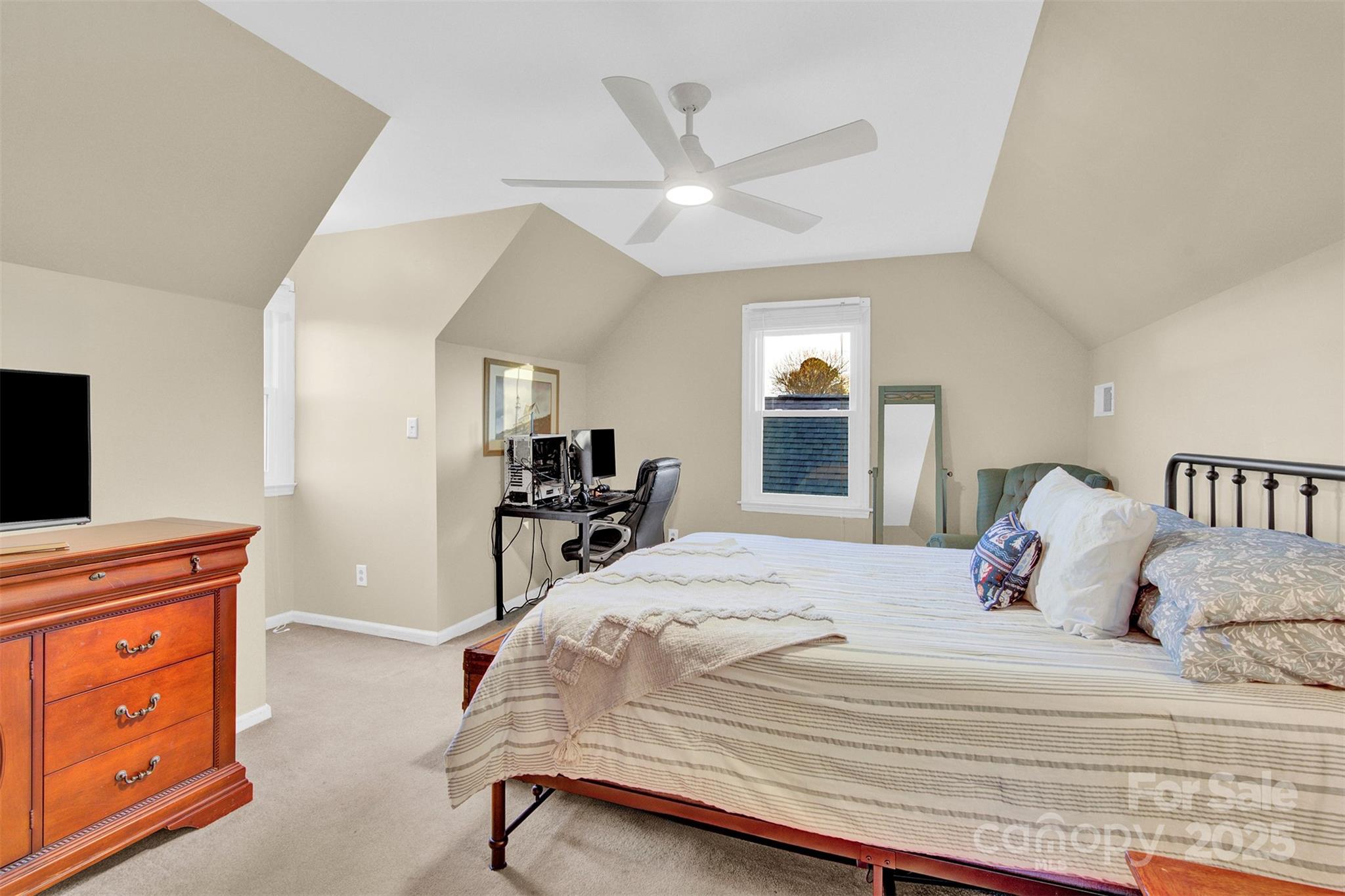 16917 Knoxwood Drive