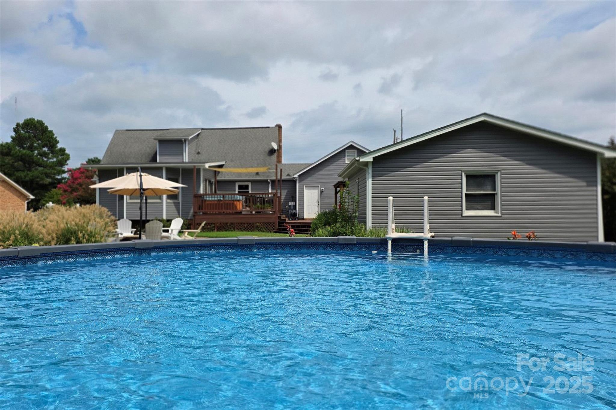 16917 Knoxwood Drive