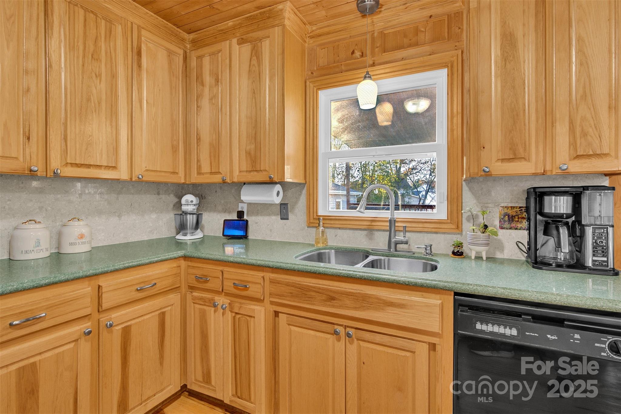 16917 Knoxwood Drive