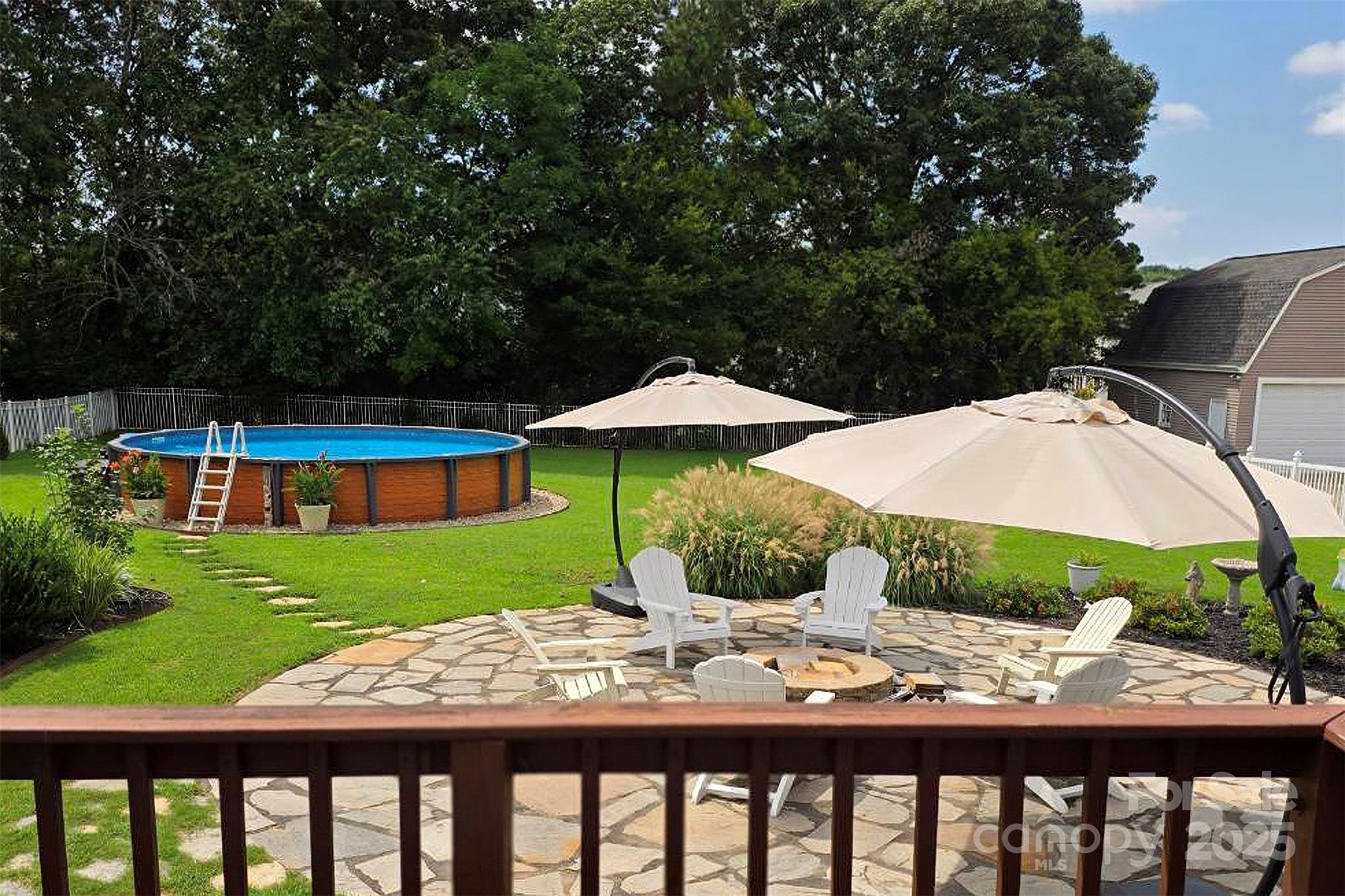 16917 Knoxwood Drive