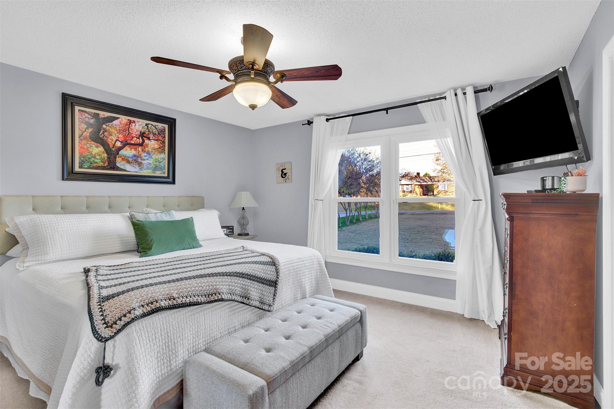 16917 Knoxwood Drive